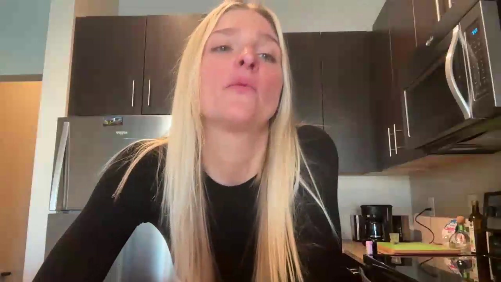 Gallery image thumbnail from Partygirl1's myfreecams stream on, 05/08/2026, 15:09 image 11 of 20