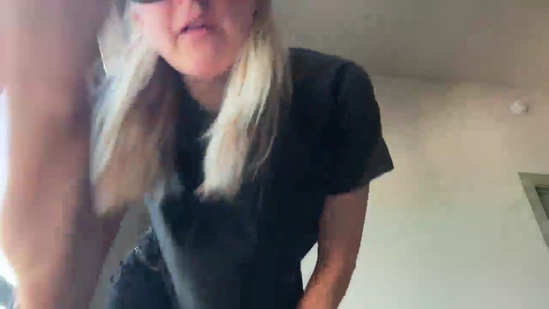 Gallery image thumbnail from Partygirl1's myfreecams stream on, 05/09/2026, 16:13 image 11 of 20