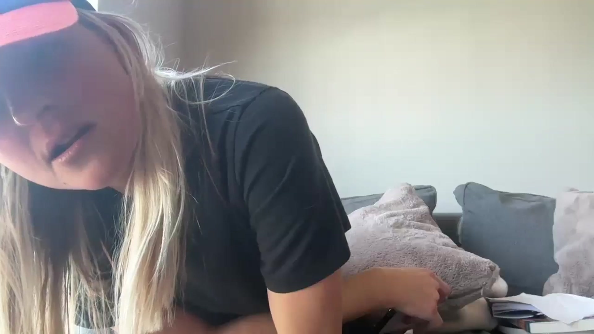 Gallery image thumbnail from Partygirl1's myfreecams stream on, 05/09/2026, 18:11 image 2 of 20