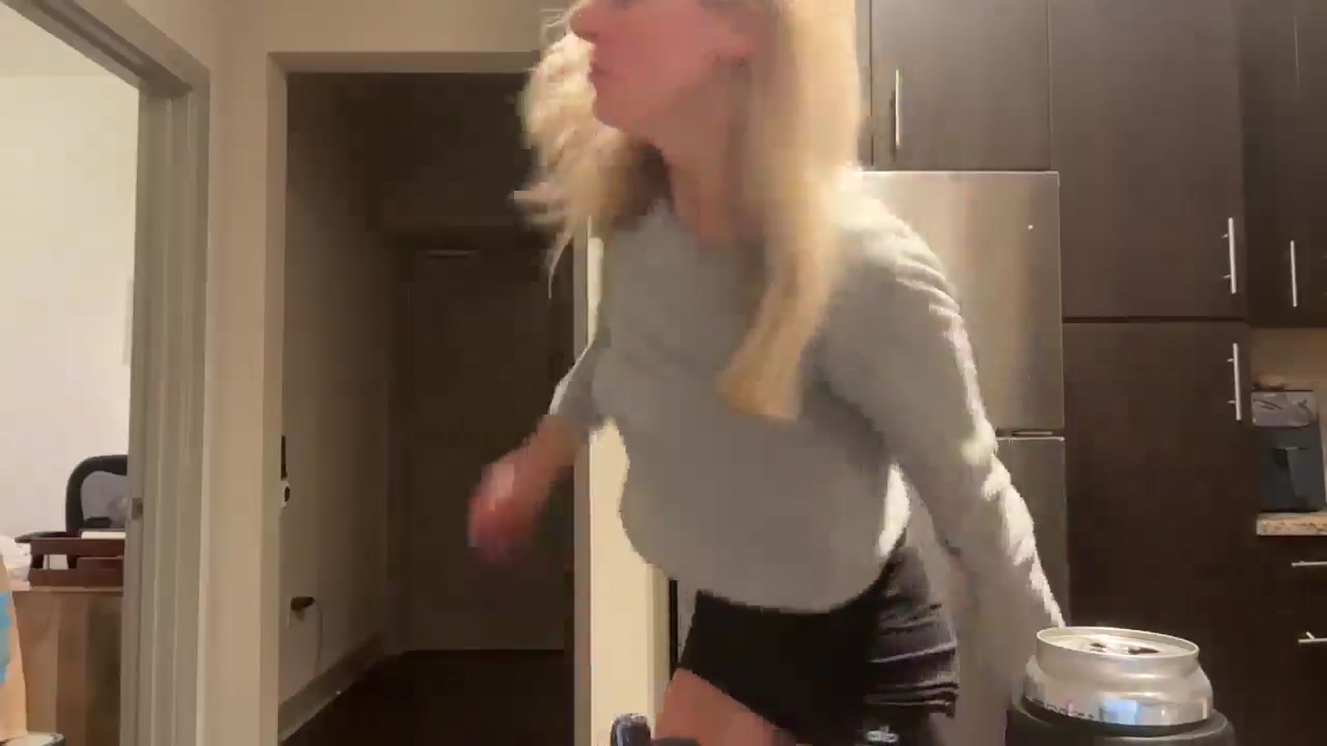 Gallery image thumbnail from Partygirl1's myfreecams stream on, 05/10/2026, 12:30 image 5 of 20
