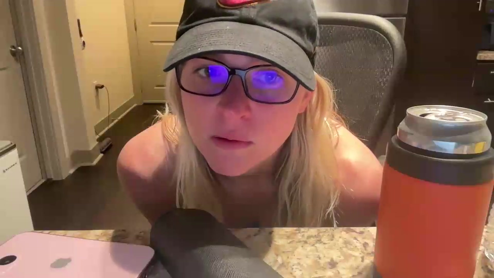 Gallery image thumbnail from Partygirl1's myfreecams stream on, 05/13/2026, 09:03 image 4 of 20