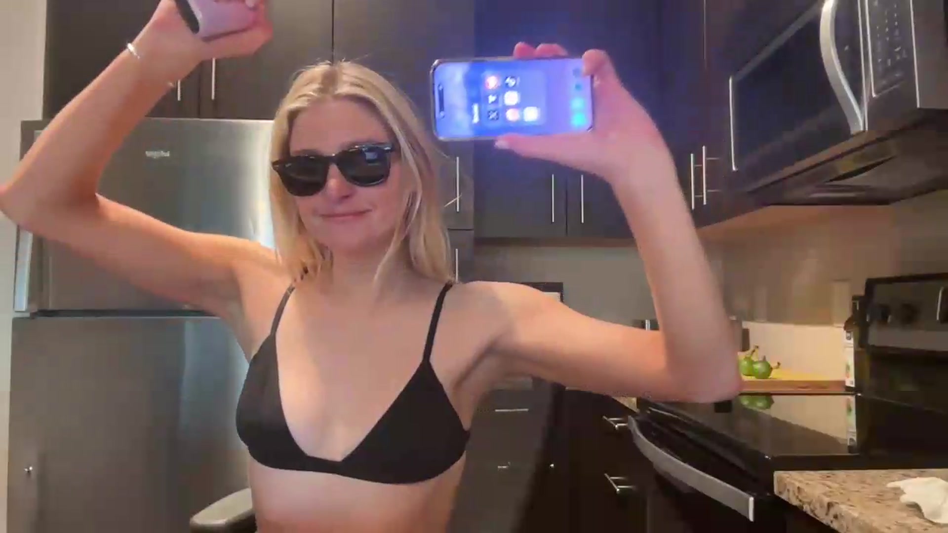Gallery image thumbnail from Partygirl1's myfreecams stream on, 05/14/2026, 13:40 image 9 of 20