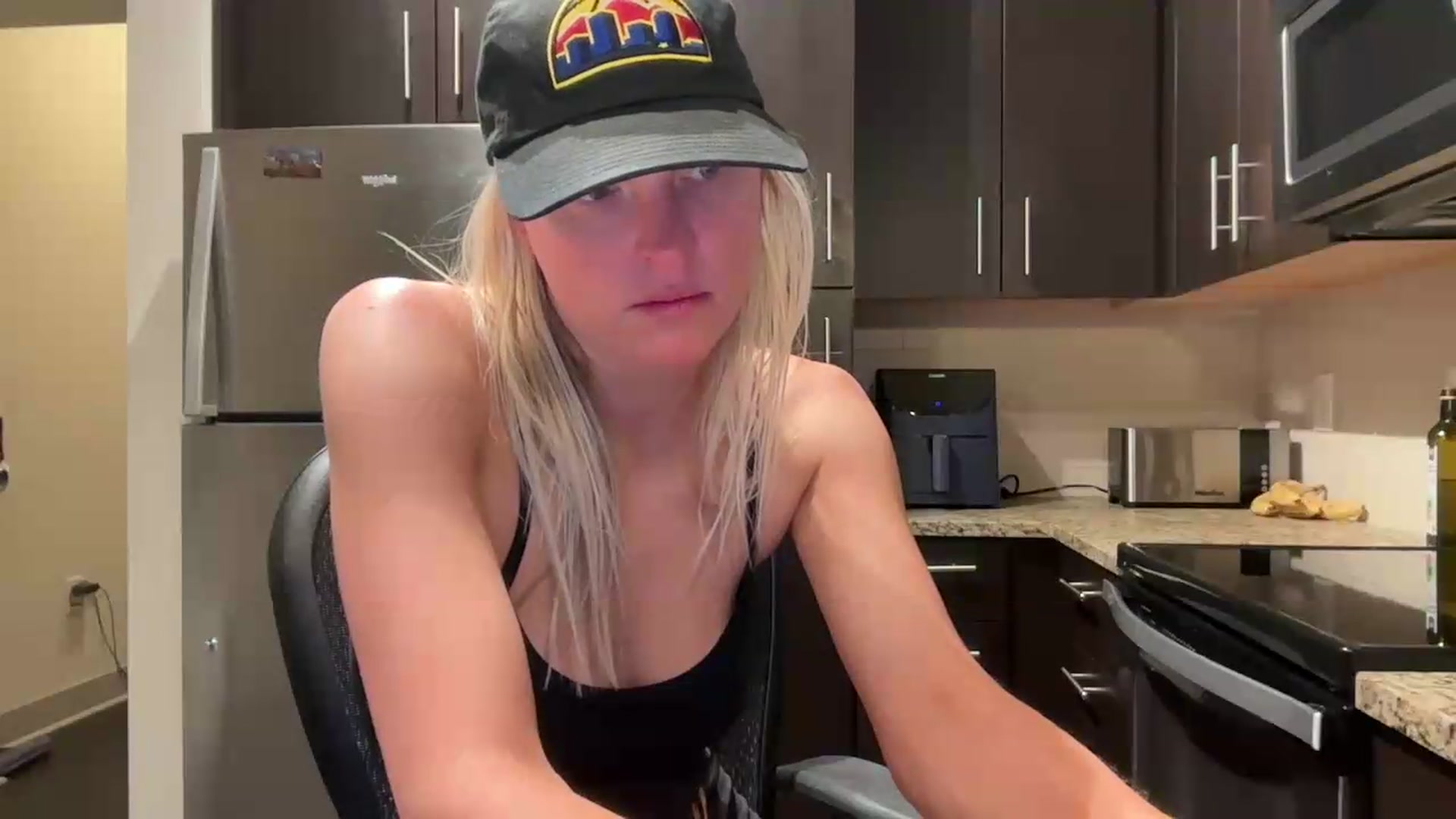 Gallery image thumbnail from Partygirl1's myfreecams stream on, 05/16/2026, 12:40 image 16 of 20