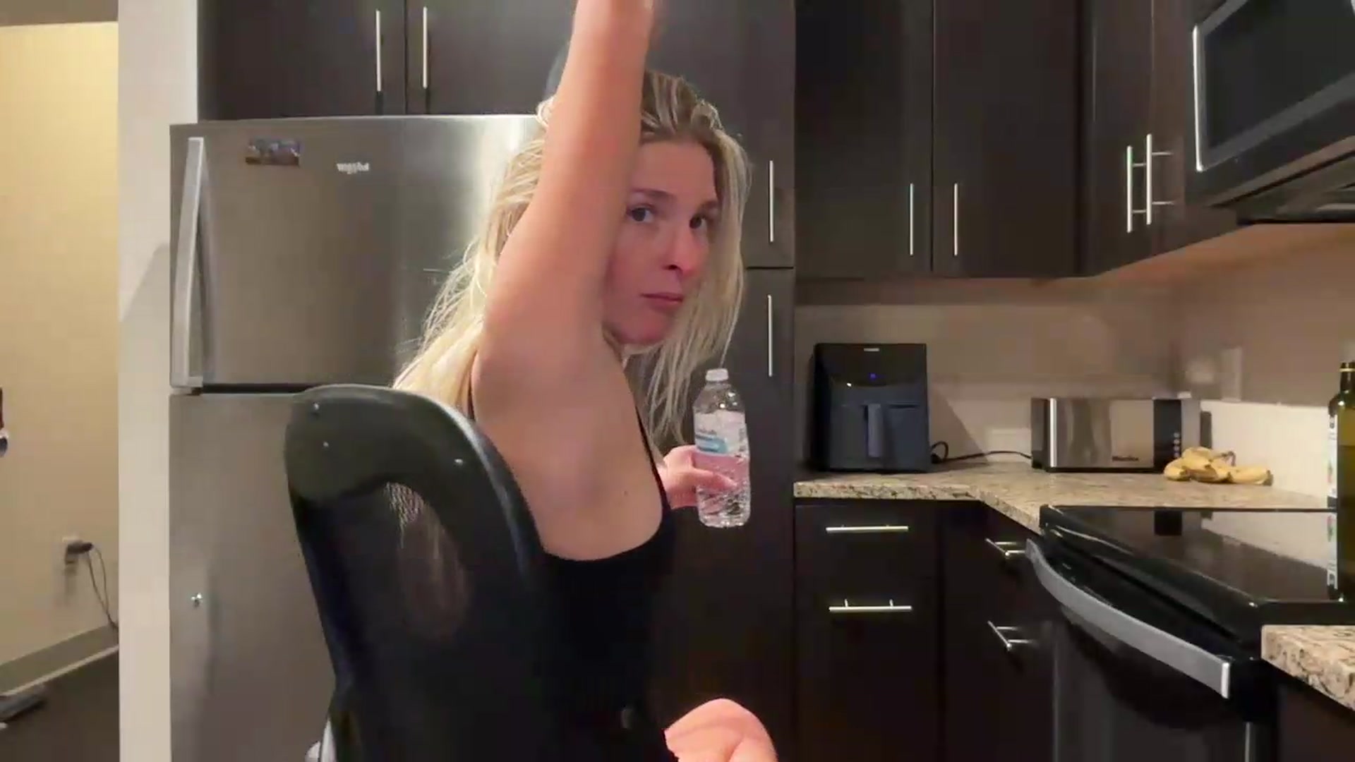 Gallery image thumbnail from Partygirl1's myfreecams stream on, 05/16/2026, 12:40 image 13 of 20
