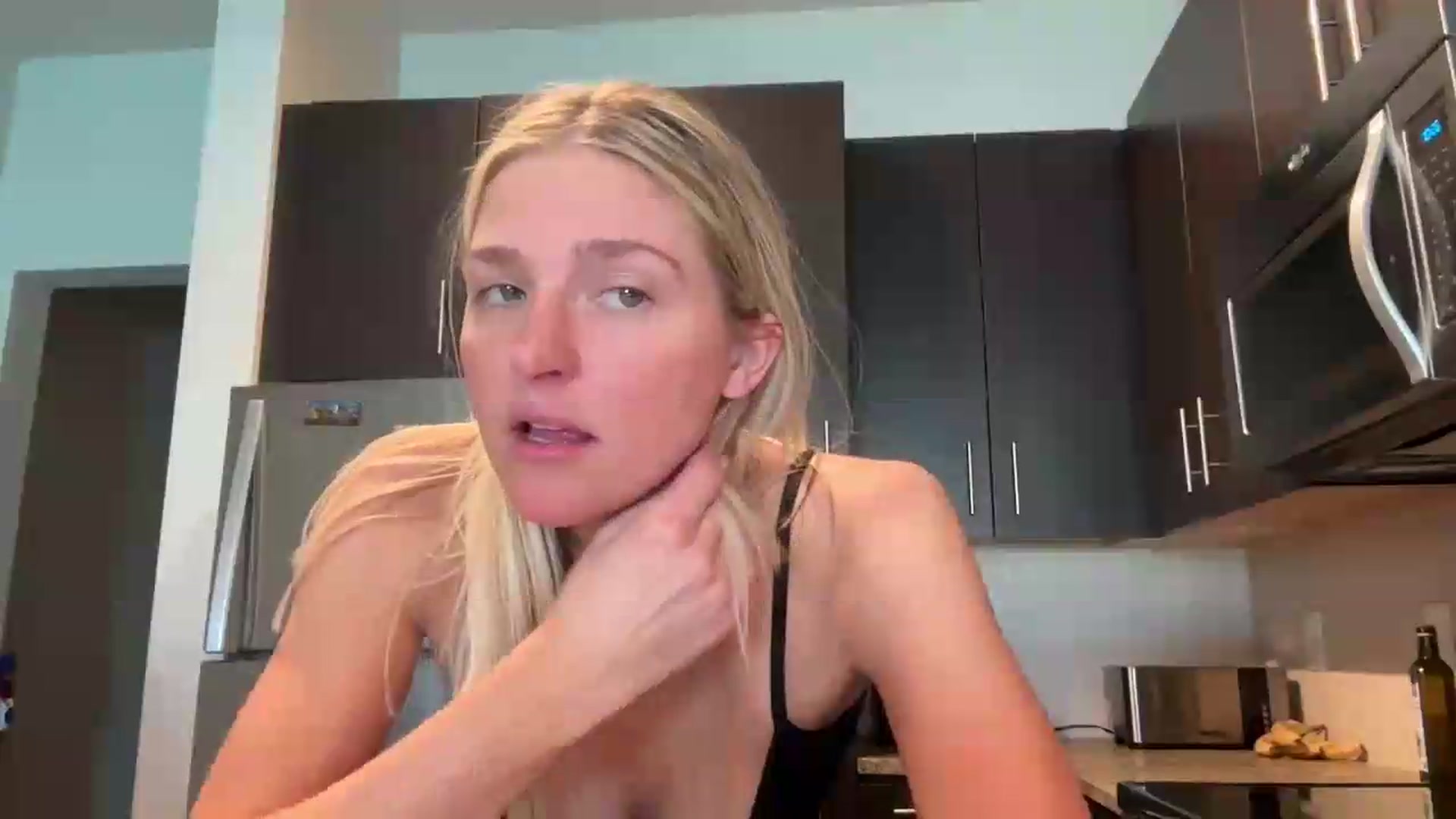 Gallery image thumbnail from Partygirl1's myfreecams stream on, 05/16/2026, 17:53 image 14 of 20