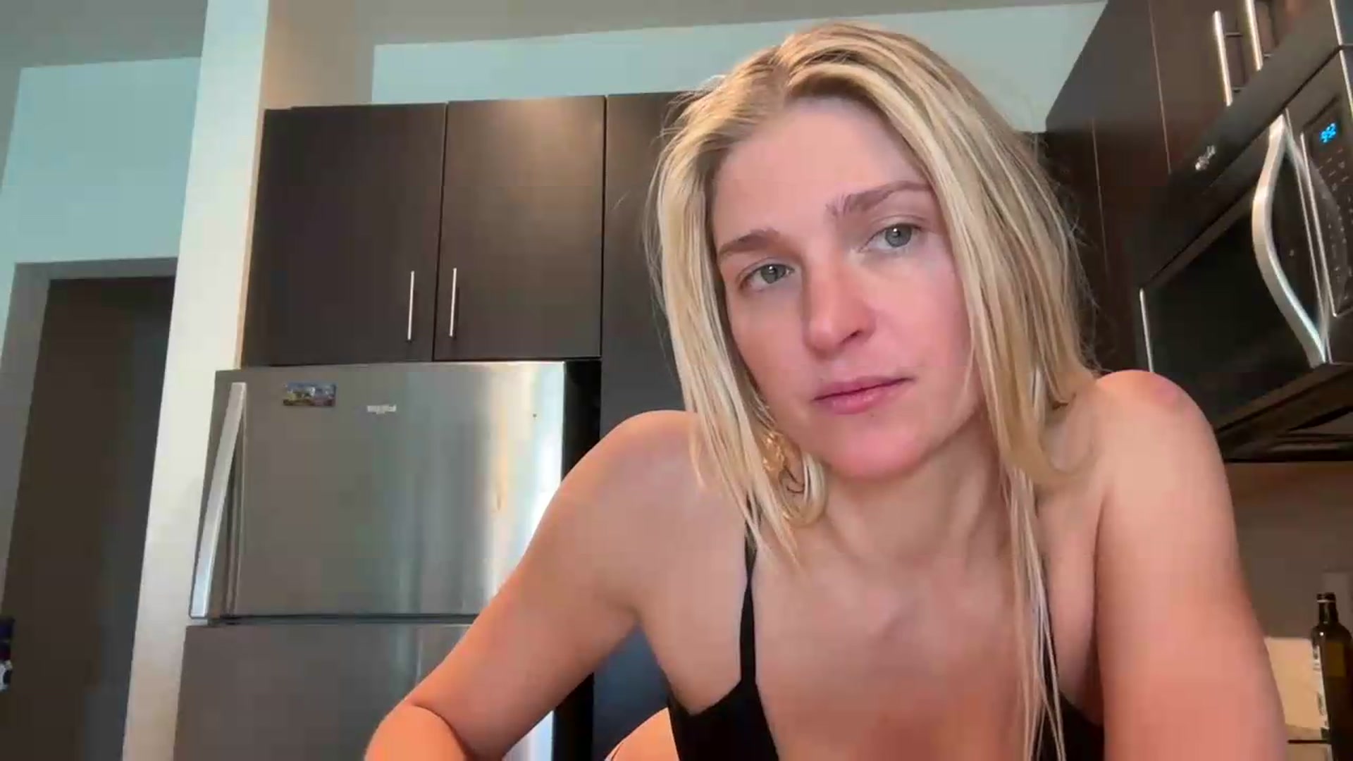 Gallery image thumbnail from Partygirl1's myfreecams stream on, 05/16/2026, 17:53 image 4 of 20