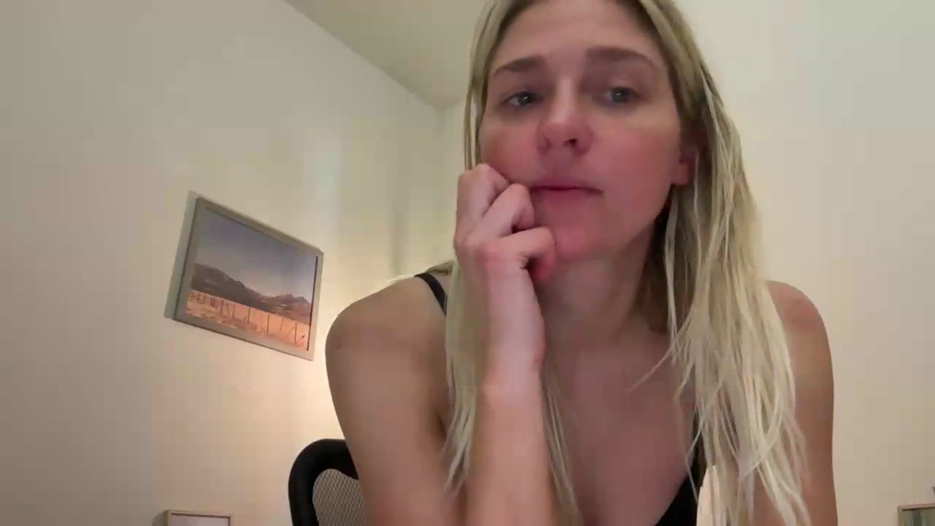 Gallery image thumbnail from Partygirl1's myfreecams stream on, 05/16/2026, 19:11 image 20 of 20