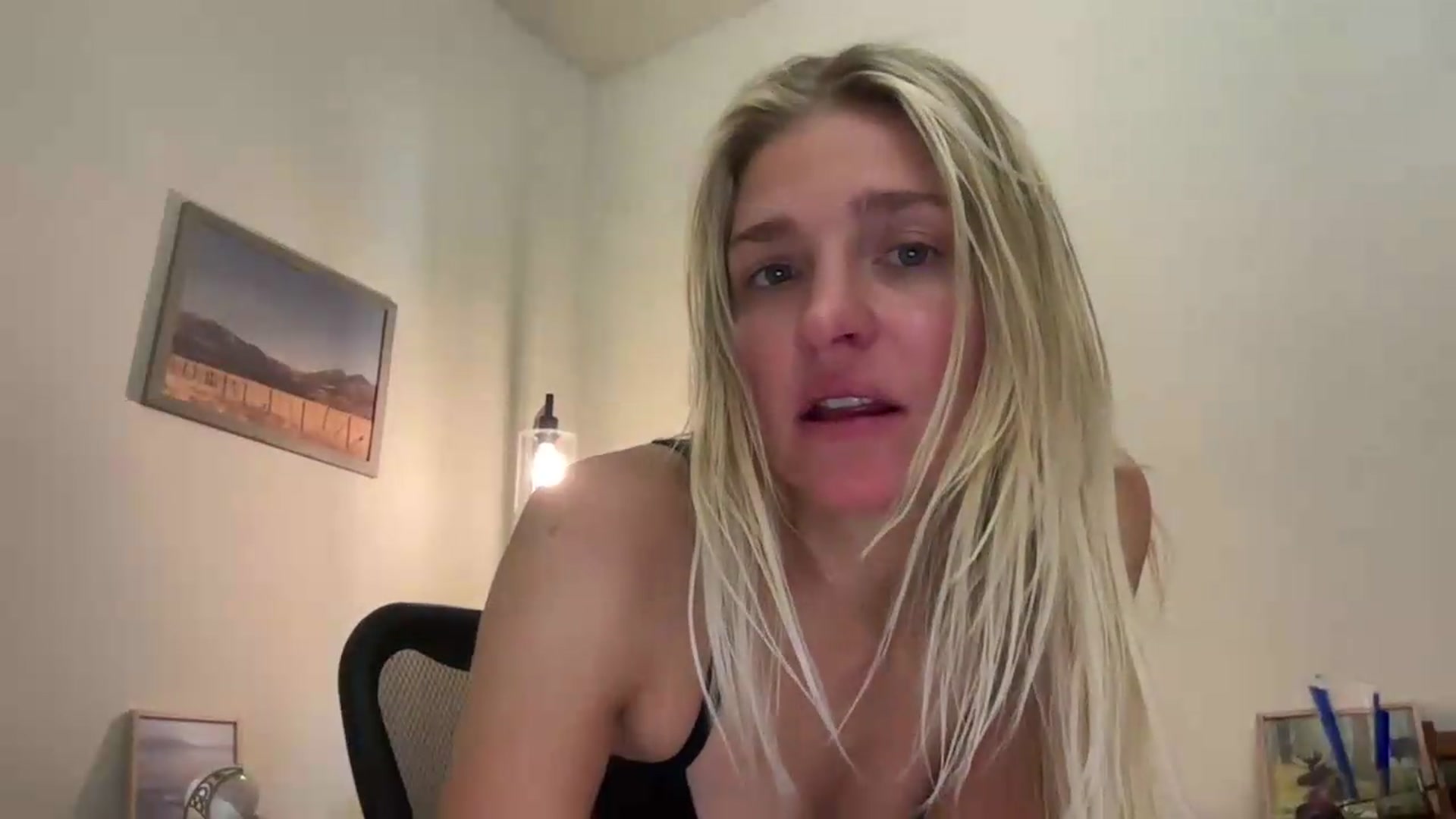 Gallery image thumbnail from Partygirl1's myfreecams stream on, 05/16/2026, 19:11 image 16 of 20