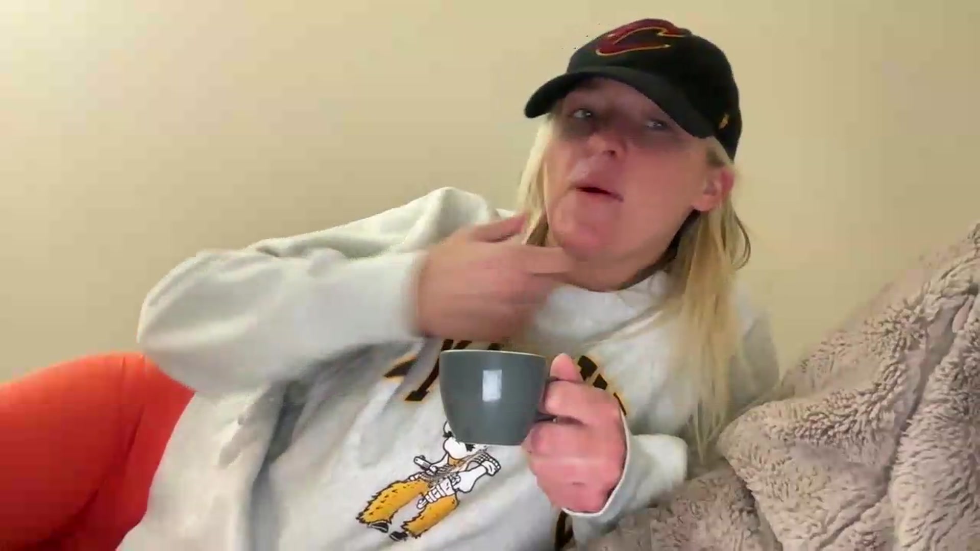 Gallery image thumbnail from Partygirl1's myfreecams stream on, 05/17/2026, 13:30 image 2 of 20