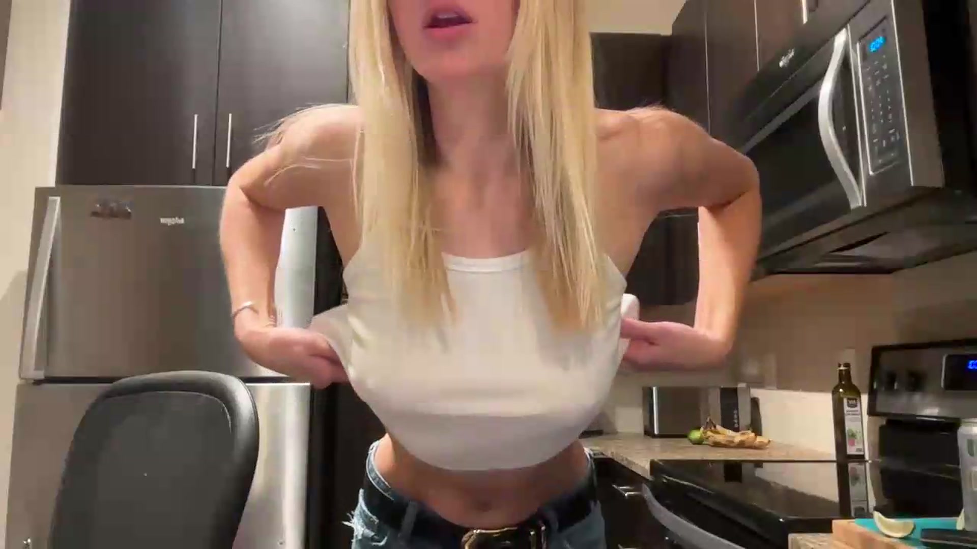 Gallery image thumbnail from Partygirl1's myfreecams stream on, 05/18/2026, 05:12 image 14 of 20