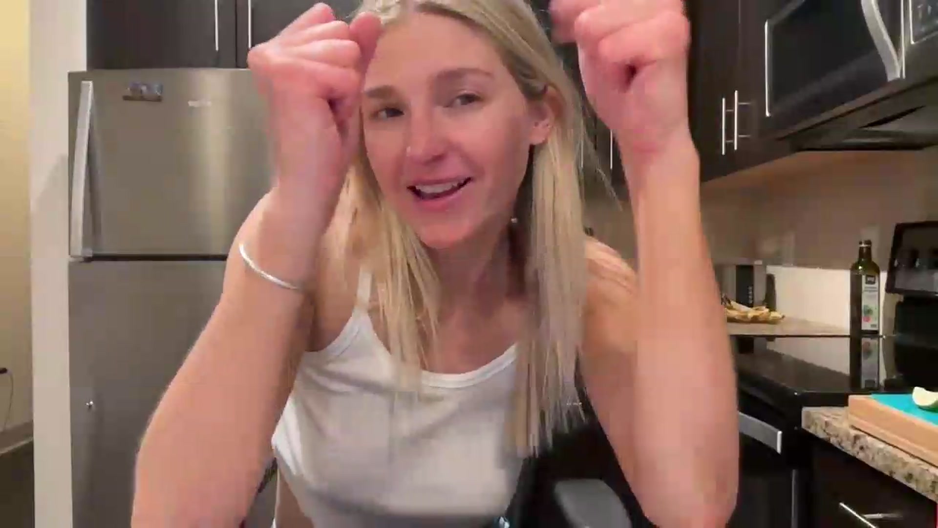 Gallery image thumbnail from Partygirl1's myfreecams stream on, 05/18/2026, 05:30 image 9 of 20