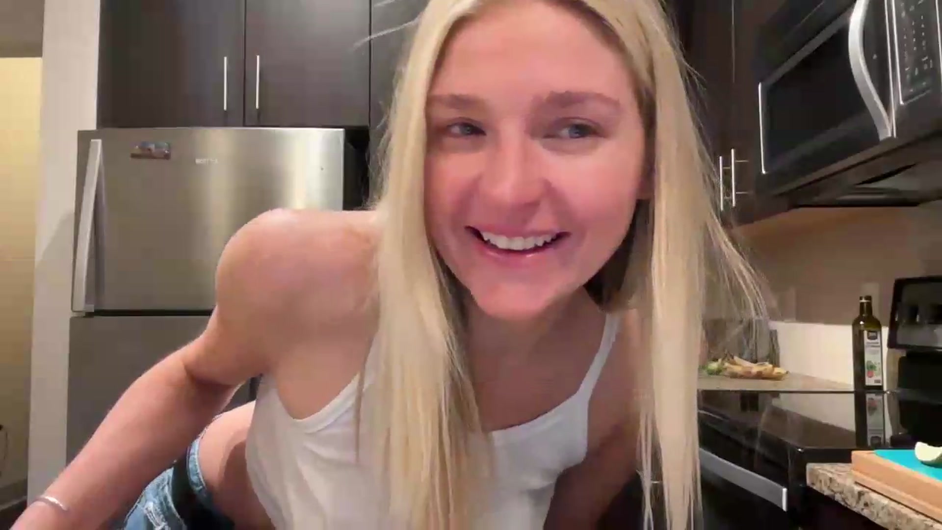 Gallery image thumbnail from Partygirl1's myfreecams stream on, 05/18/2026, 05:30 image 7 of 20