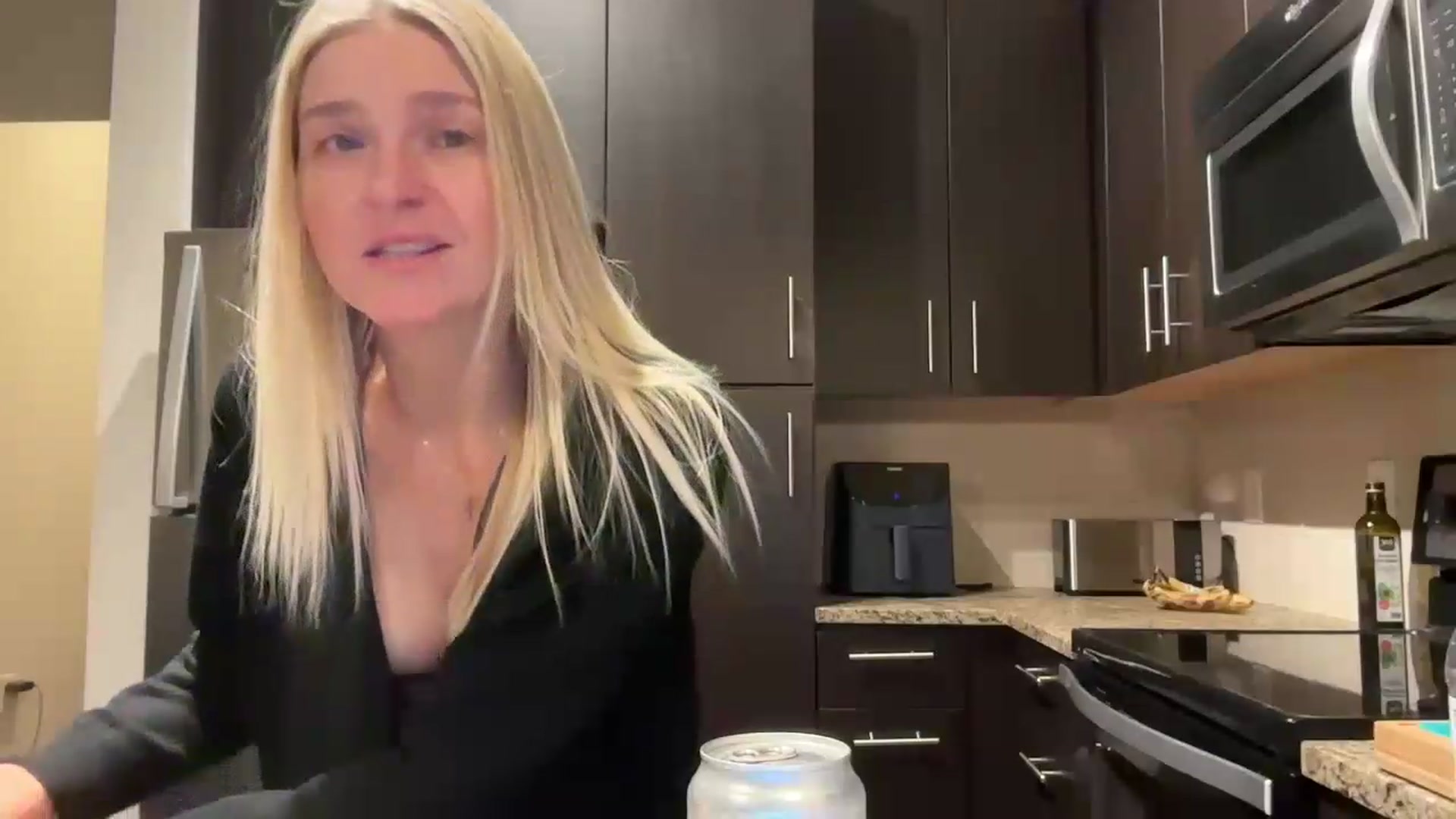 Gallery image thumbnail from Partygirl1's myfreecams stream on, 05/18/2026, 10:25 image 11 of 20