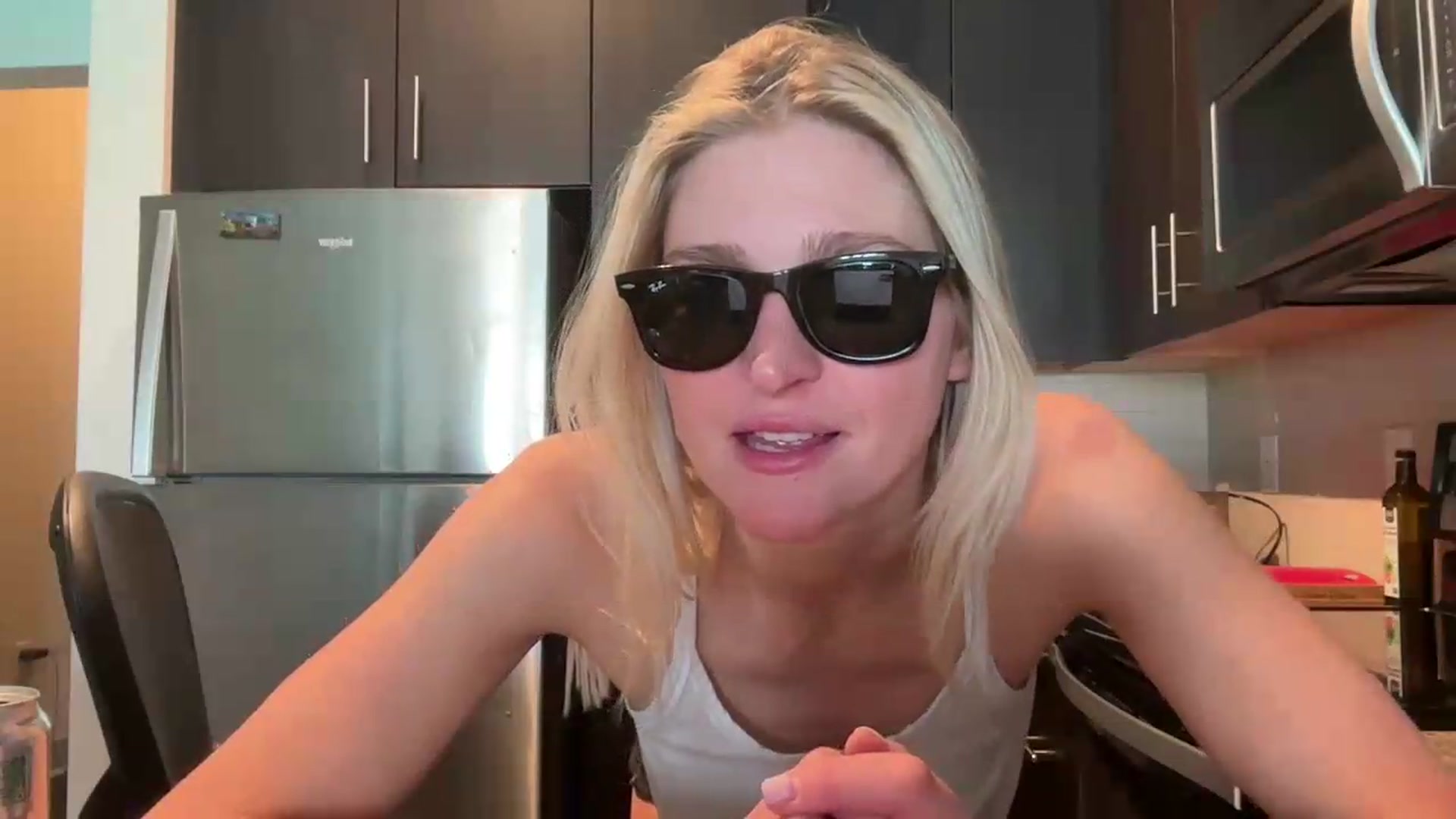 Gallery image thumbnail from Partygirl1's myfreecams stream on, 05/18/2026, 18:32 image 19 of 20