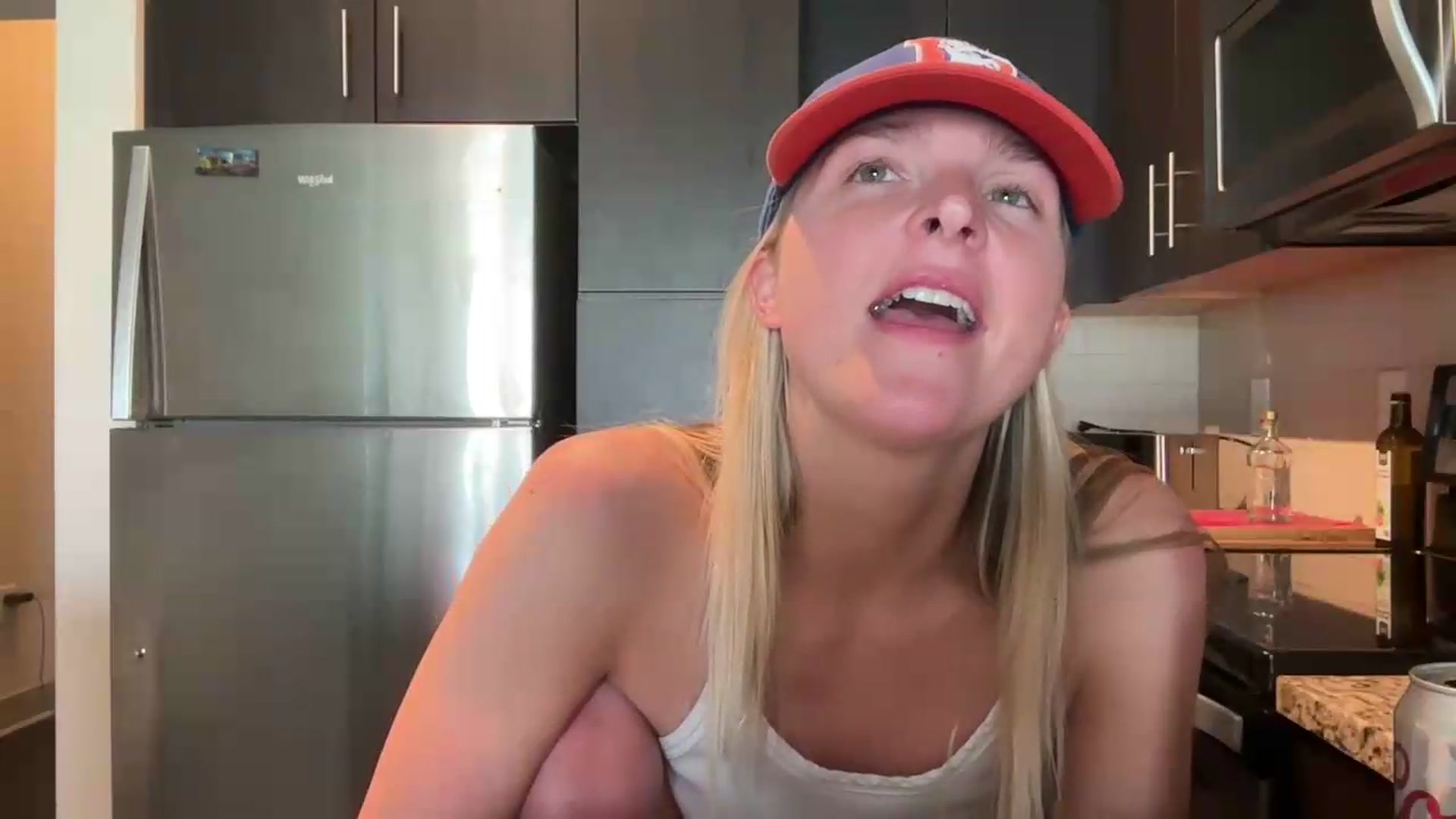 Gallery image thumbnail from Partygirl1's myfreecams stream on, 05/18/2026, 18:32 image 9 of 20