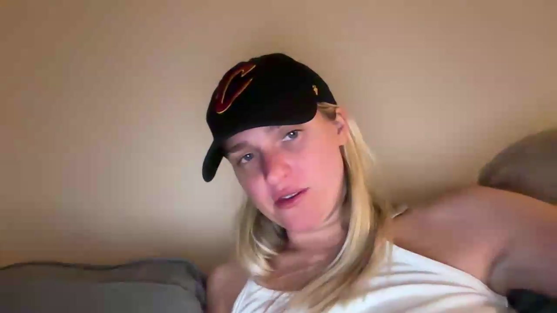 Gallery image thumbnail from Partygirl1's myfreecams stream on, 05/19/2026, 13:38 image 7 of 20