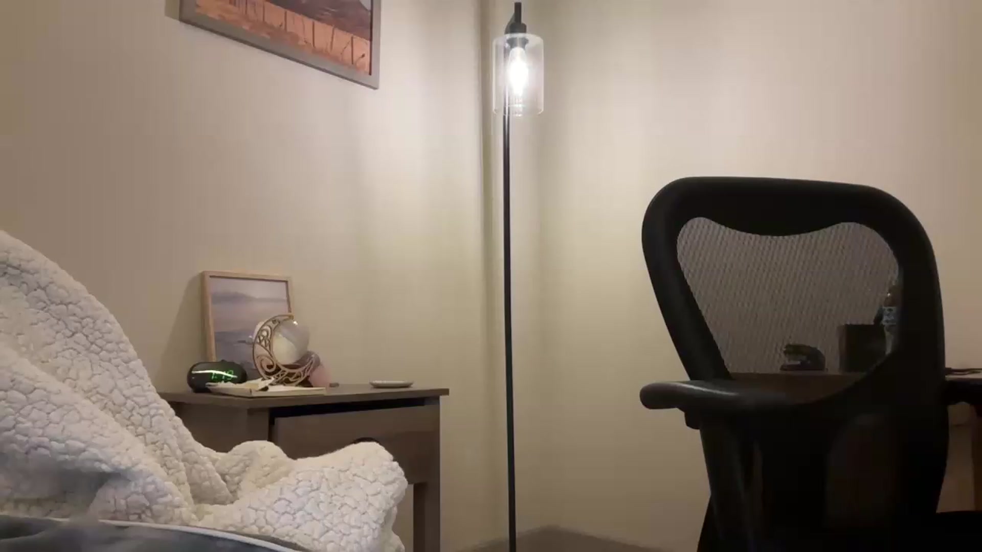 Gallery image thumbnail from Partygirl1's myfreecams stream on, 05/20/2026, 17:23 image 6 of 20