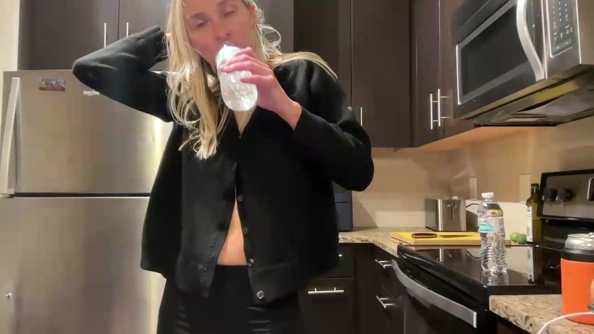 Gallery image thumbnail from Partygirl1's myfreecams stream on, 05/21/2026, 12:15 image 6 of 20