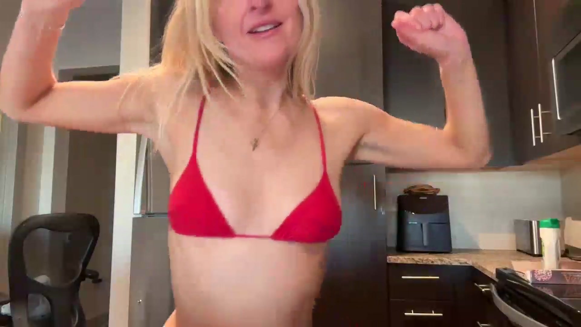Gallery image thumbnail from Partygirl1's myfreecams stream on, 05/22/2026, 13:48 image 3 of 20