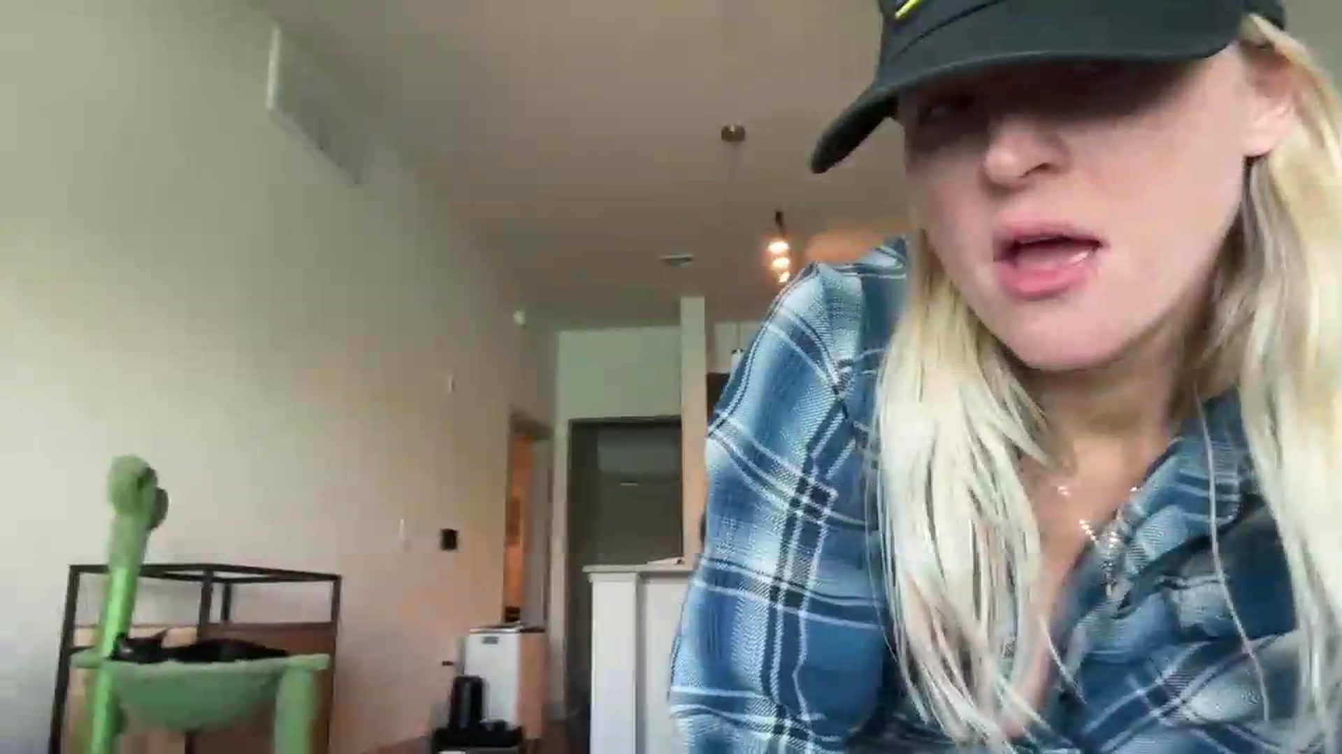 Gallery image thumbnail from Partygirl1's myfreecams stream on, 05/22/2026, 19:09 image 5 of 20