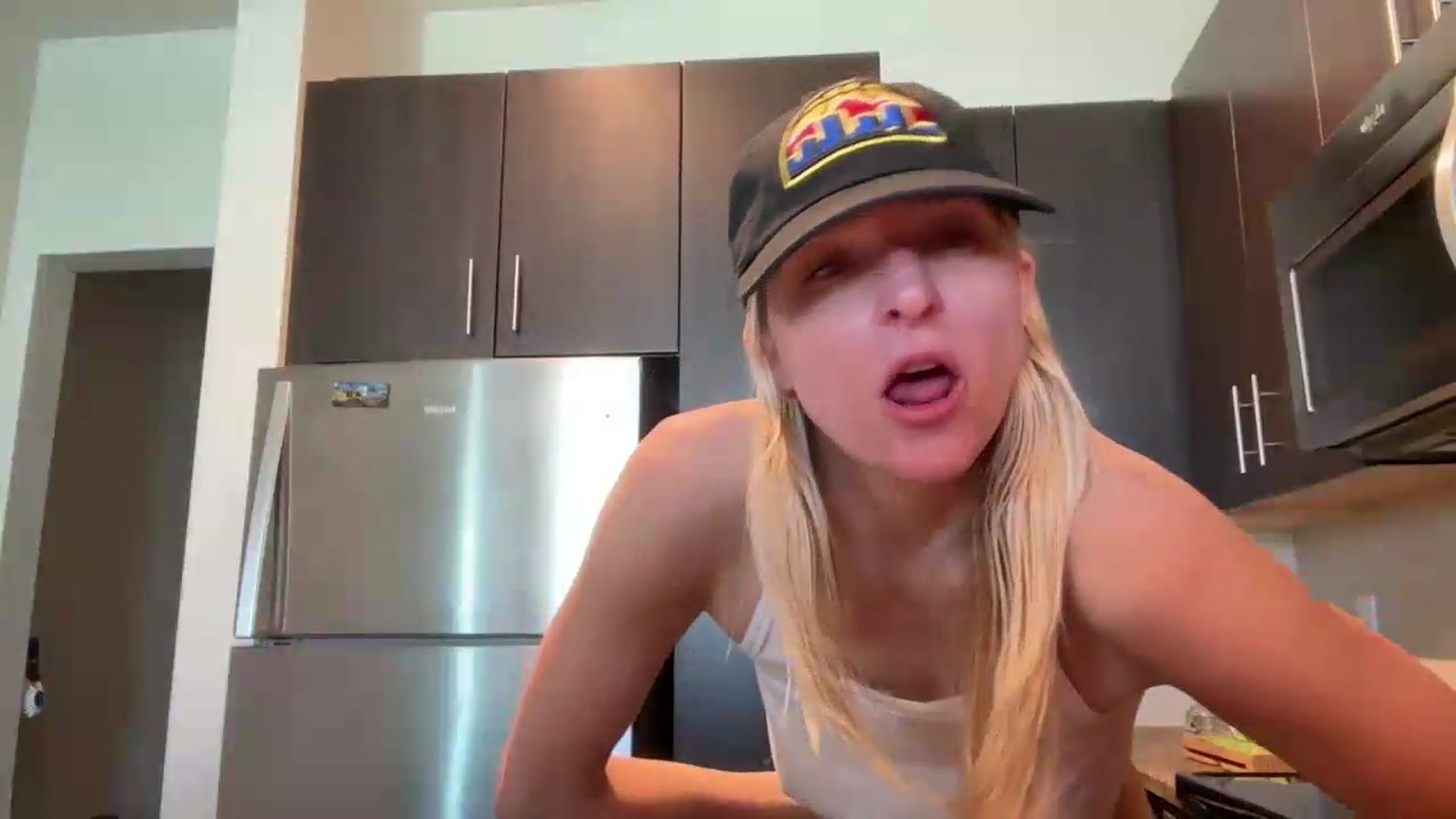 Gallery image thumbnail from Partygirl1's myfreecams stream on, 05/24/2026, 17:04 image 12 of 20