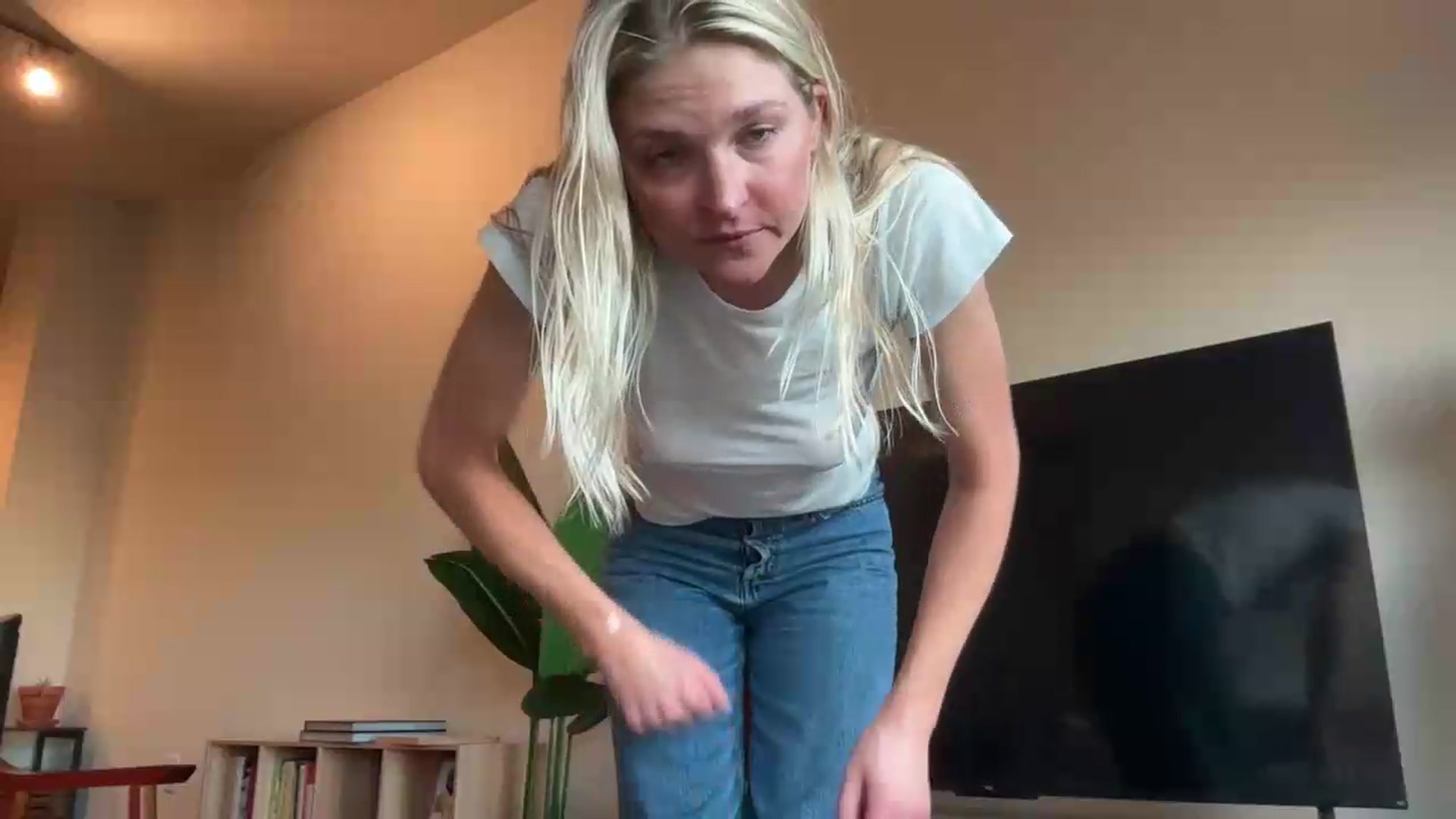 Gallery image thumbnail from Partygirl1's myfreecams stream on, 05/25/2026, 13:10 image 9 of 20