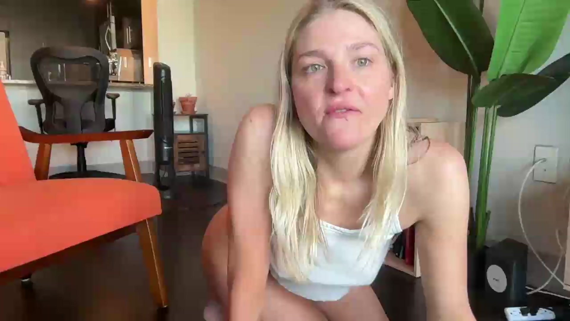 Gallery image thumbnail from Partygirl1's myfreecams stream on, 05/25/2026, 15:33 image 5 of 20