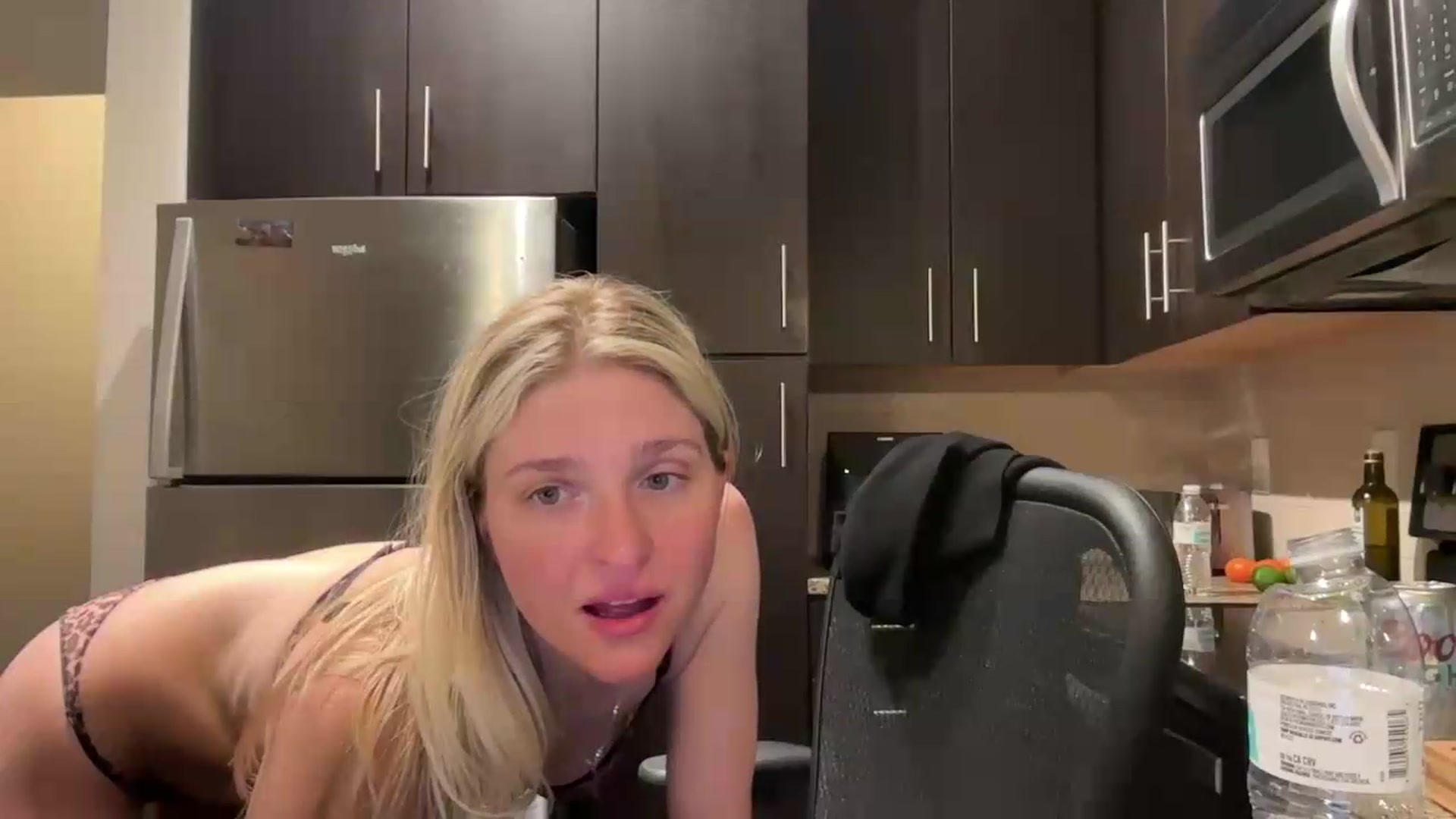Gallery image thumbnail from Partygirl1's myfreecams stream on, 05/29/2026, 09:25 image 18 of 20