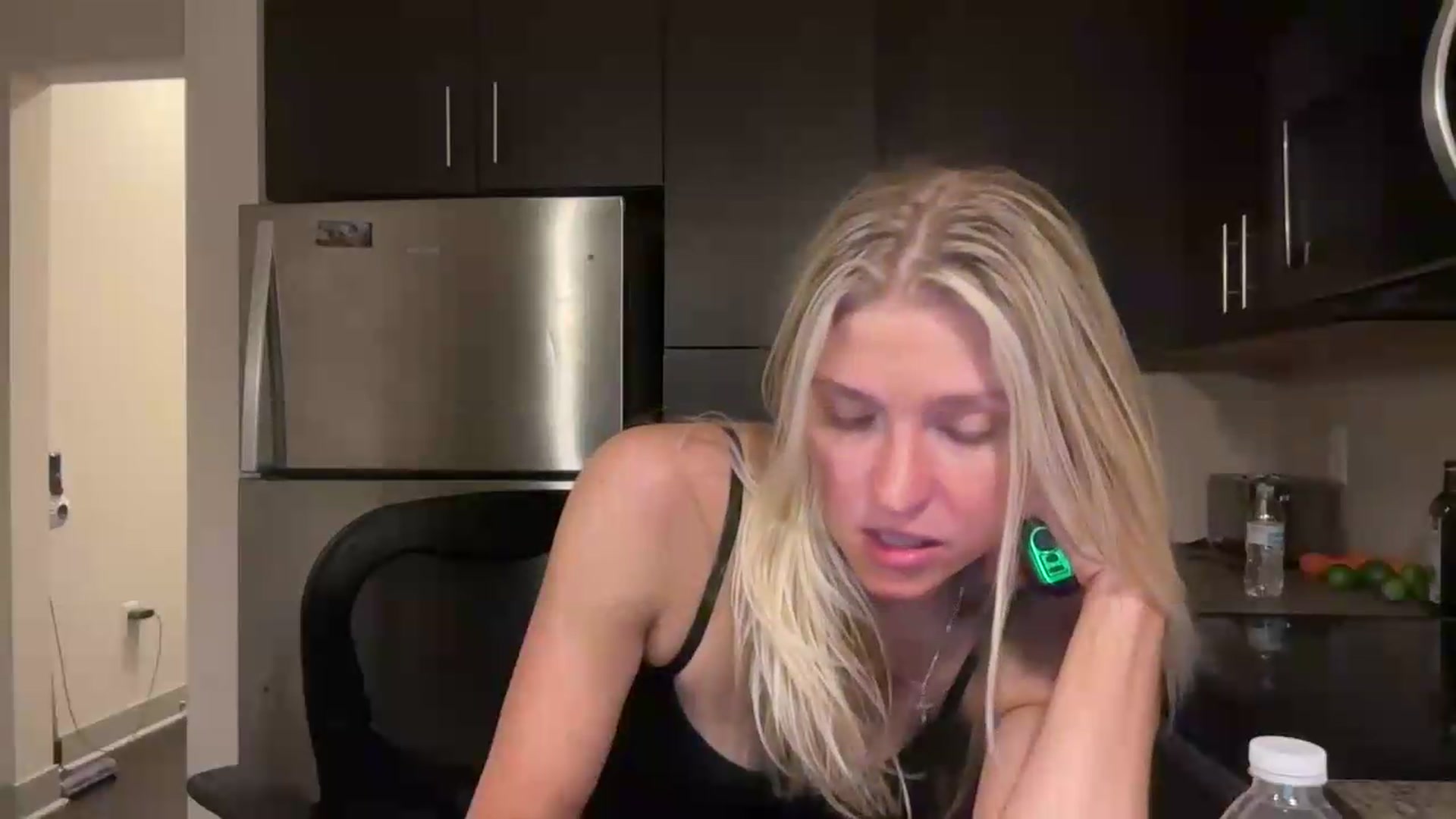 Gallery image thumbnail from Partygirl1's myfreecams stream on, 05/29/2026, 12:53 image 12 of 20