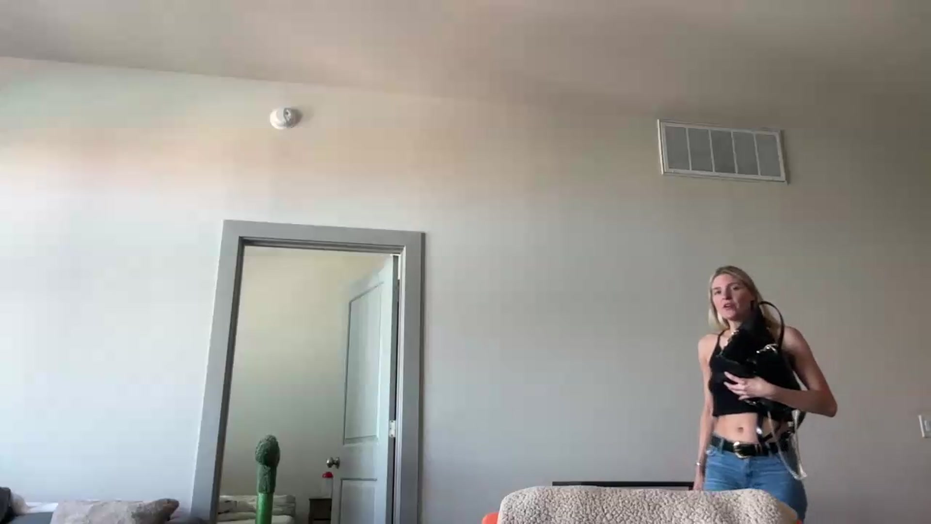 Gallery image thumbnail from Partygirl1's myfreecams stream on, 05/29/2026, 17:41 image 7 of 20