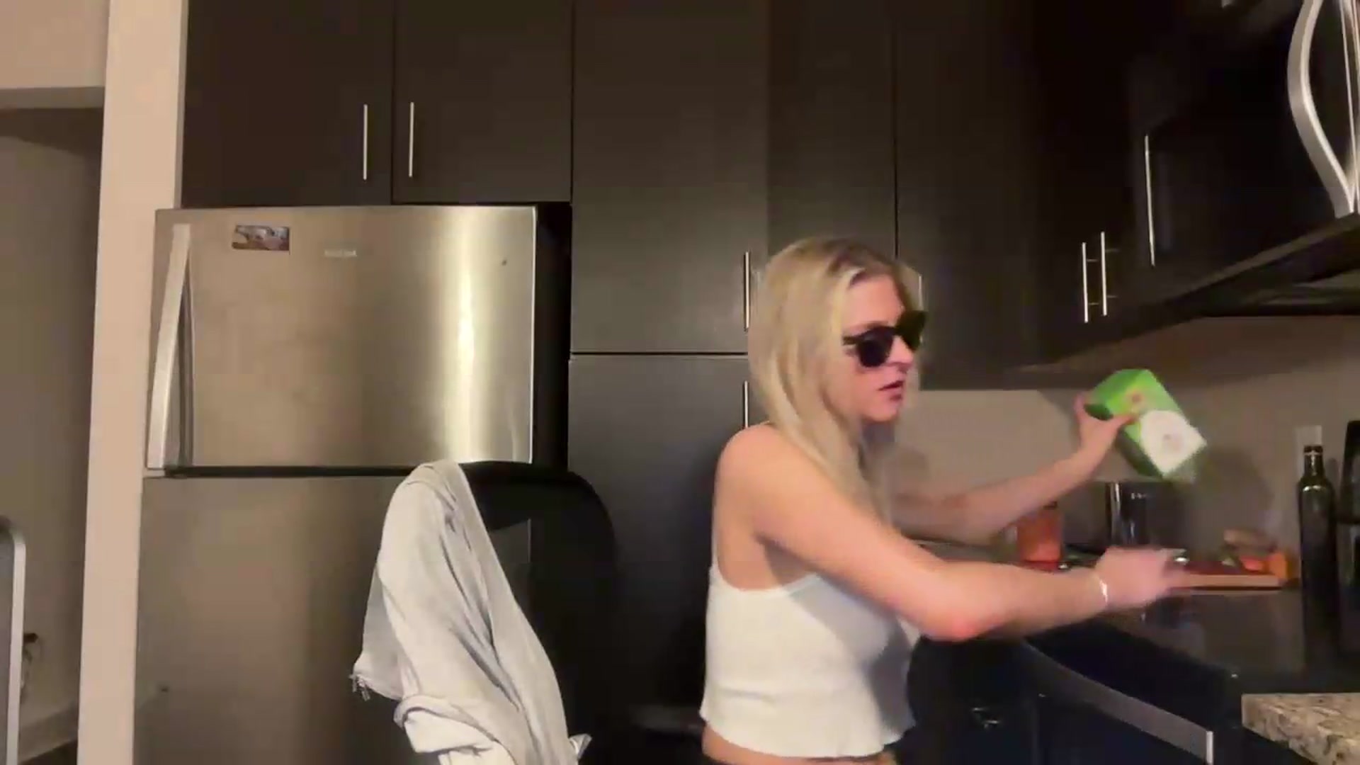 Gallery image thumbnail from Partygirl1's myfreecams stream on, 06/02/2026, 10:38 image 14 of 20