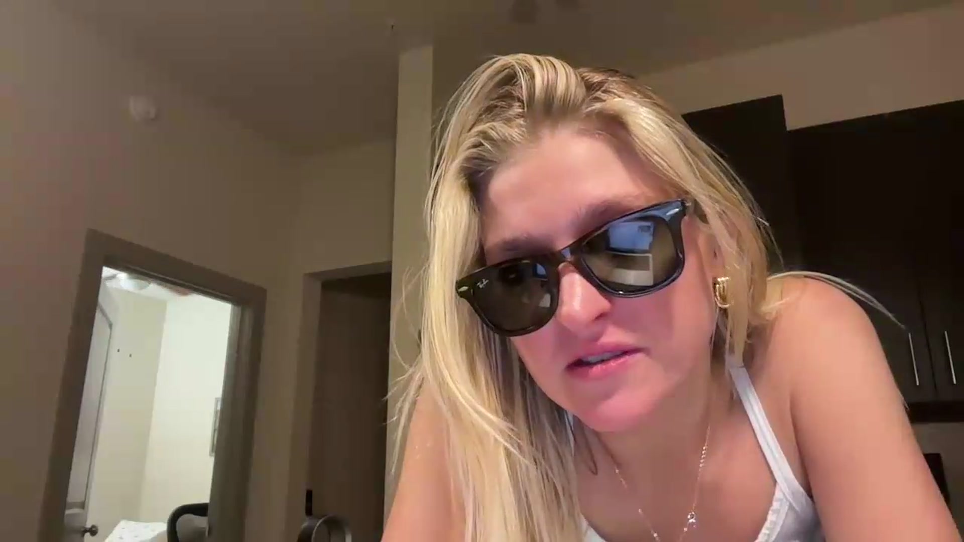 Gallery image thumbnail from Partygirl1's myfreecams stream on, 06/02/2026, 12:18 image 15 of 20