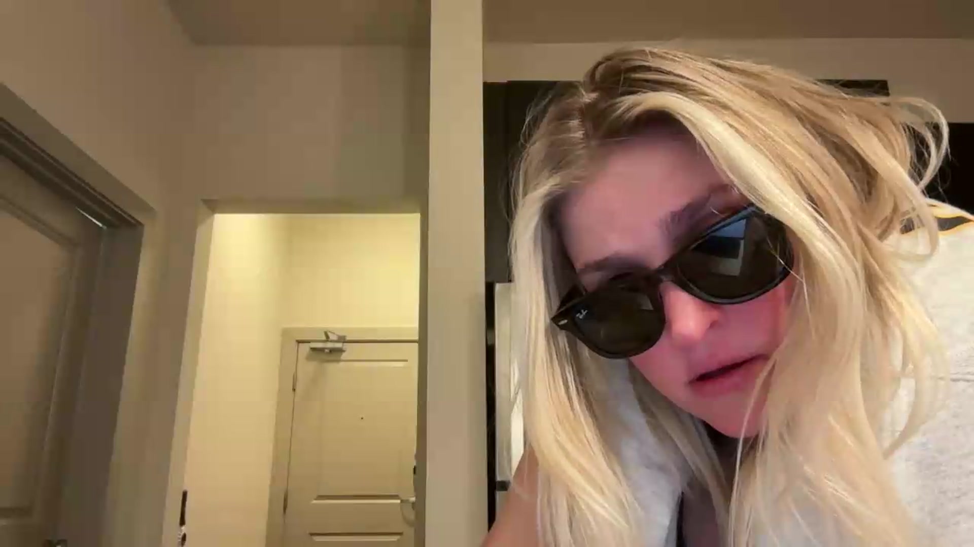 Gallery image thumbnail from Partygirl1's myfreecams stream on, 06/03/2026, 10:37 image 3 of 20