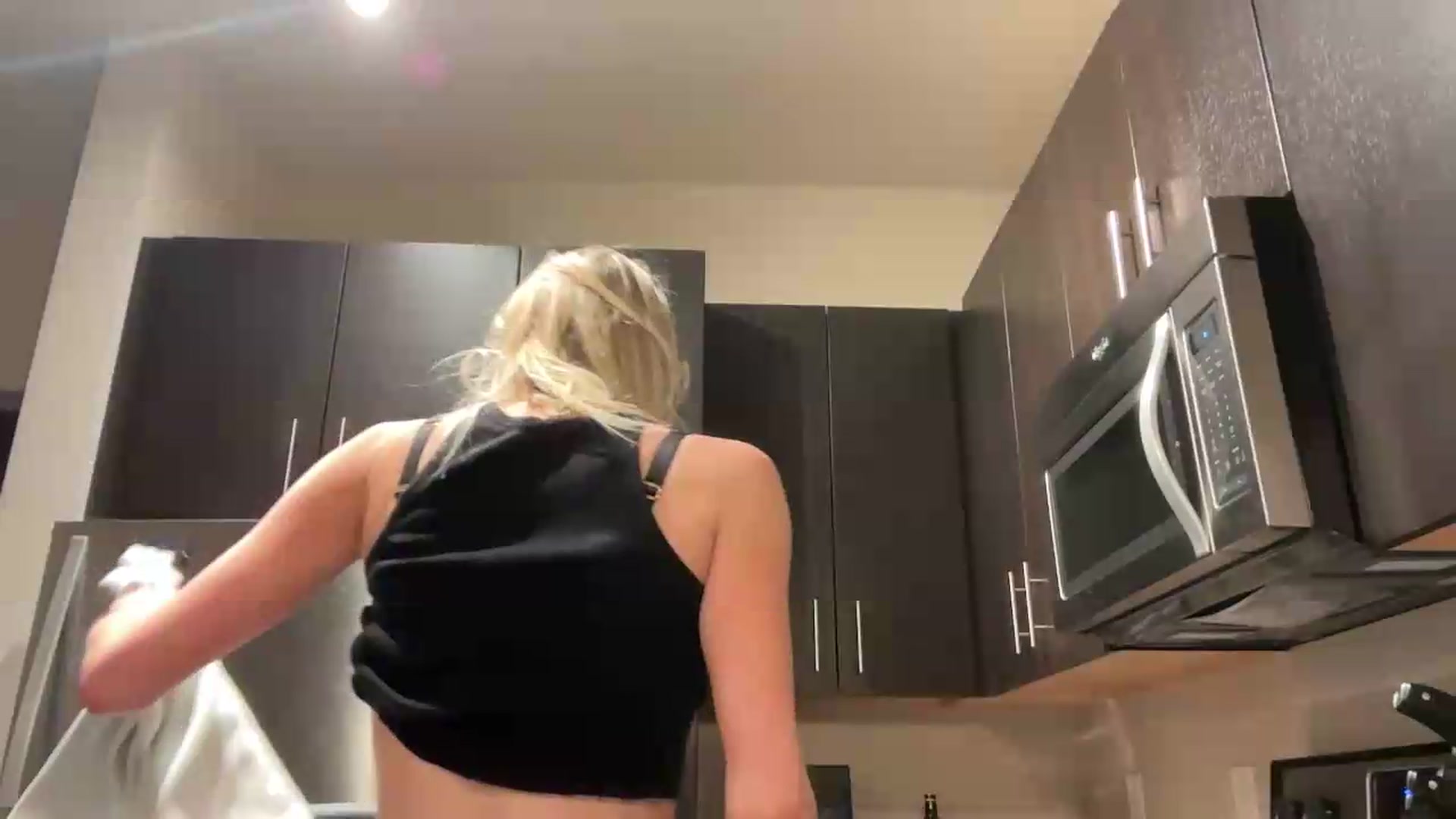 Gallery image thumbnail from Partygirl1's myfreecams stream on, 06/03/2026, 10:37 image 18 of 20