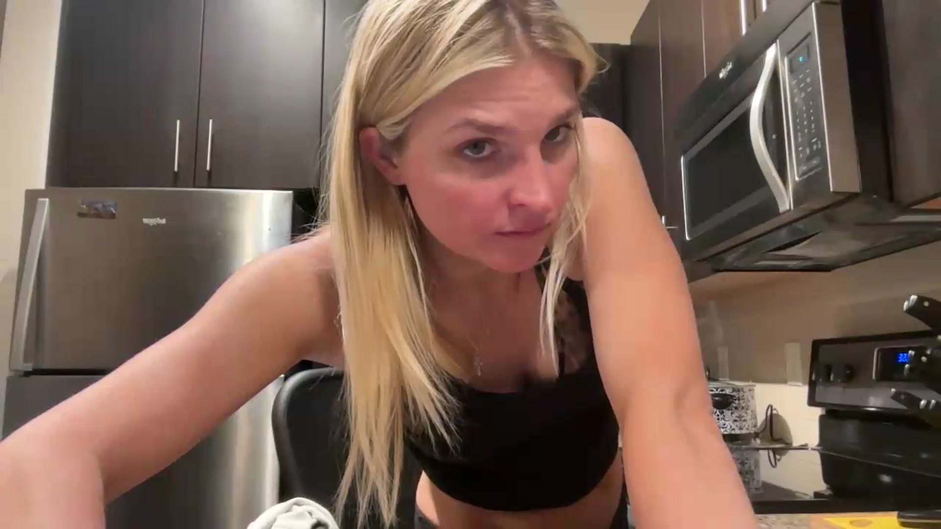 Gallery image thumbnail from Partygirl1's myfreecams stream on, 06/03/2026, 10:37 image 15 of 20