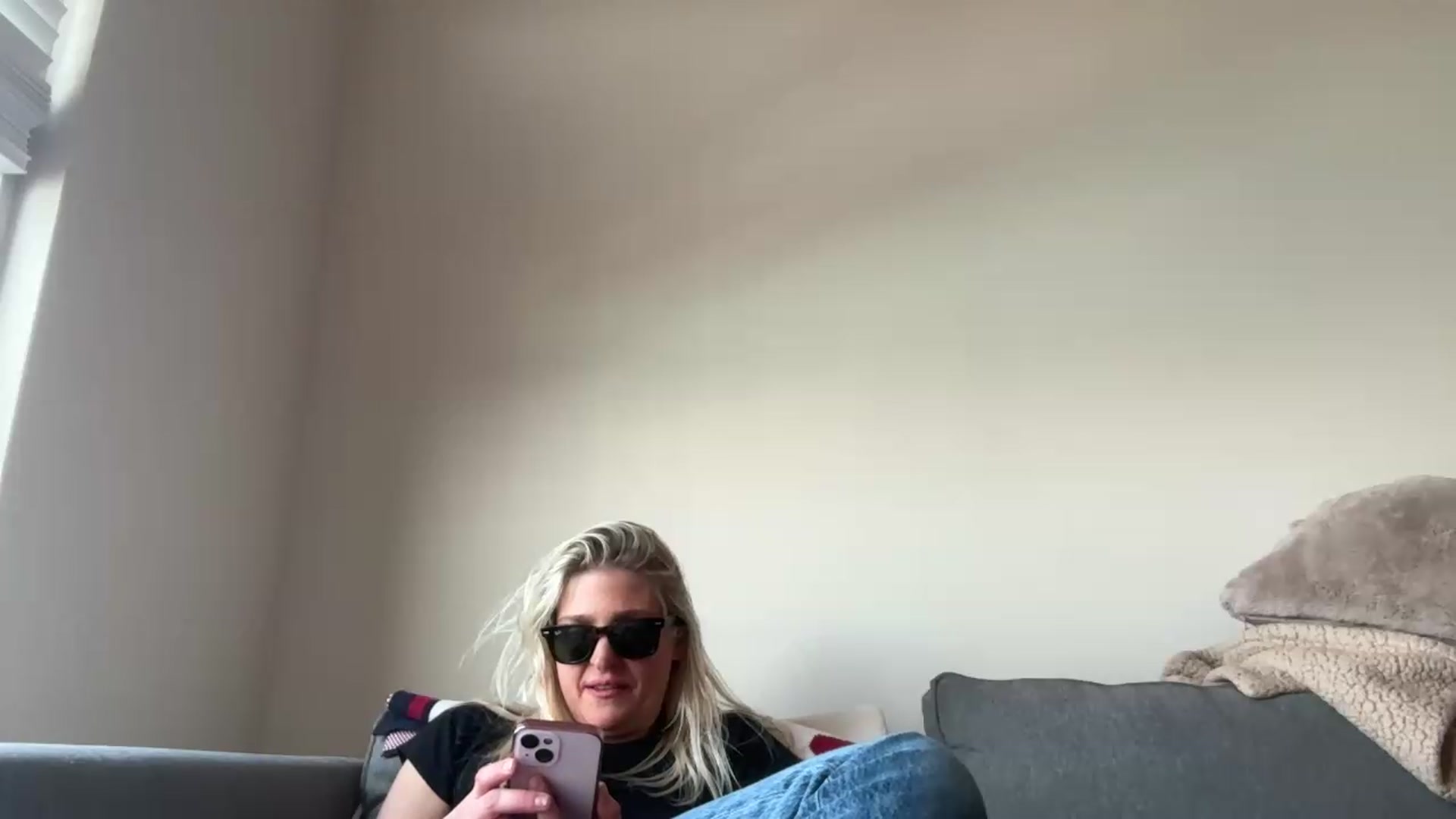 Gallery image thumbnail from Partygirl1's myfreecams stream on, 06/07/2026, 18:43 image 3 of 20