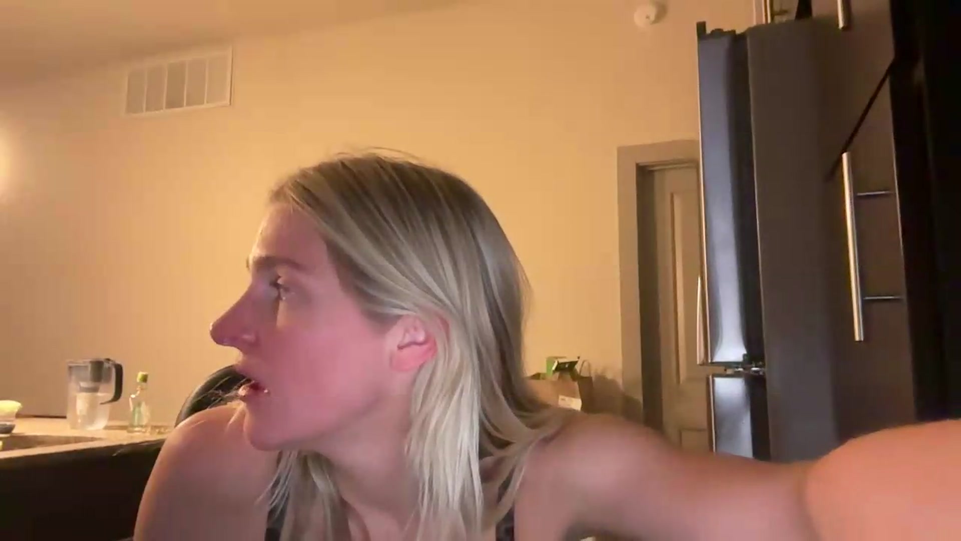 Gallery image thumbnail from Partygirl1's myfreecams stream on, 06/08/2026, 09:55 image 7 of 20