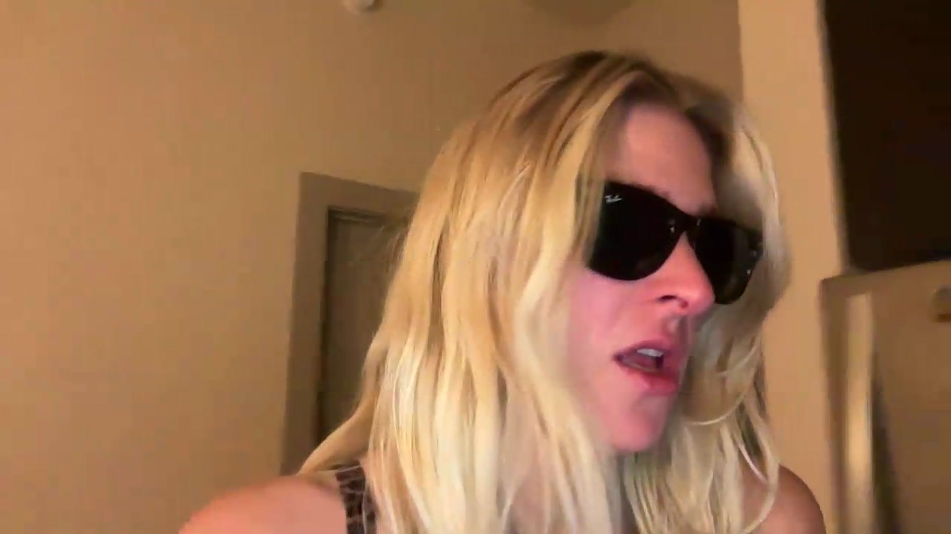 Gallery image thumbnail from Partygirl1's myfreecams stream on, 06/08/2026, 09:55 image 4 of 20