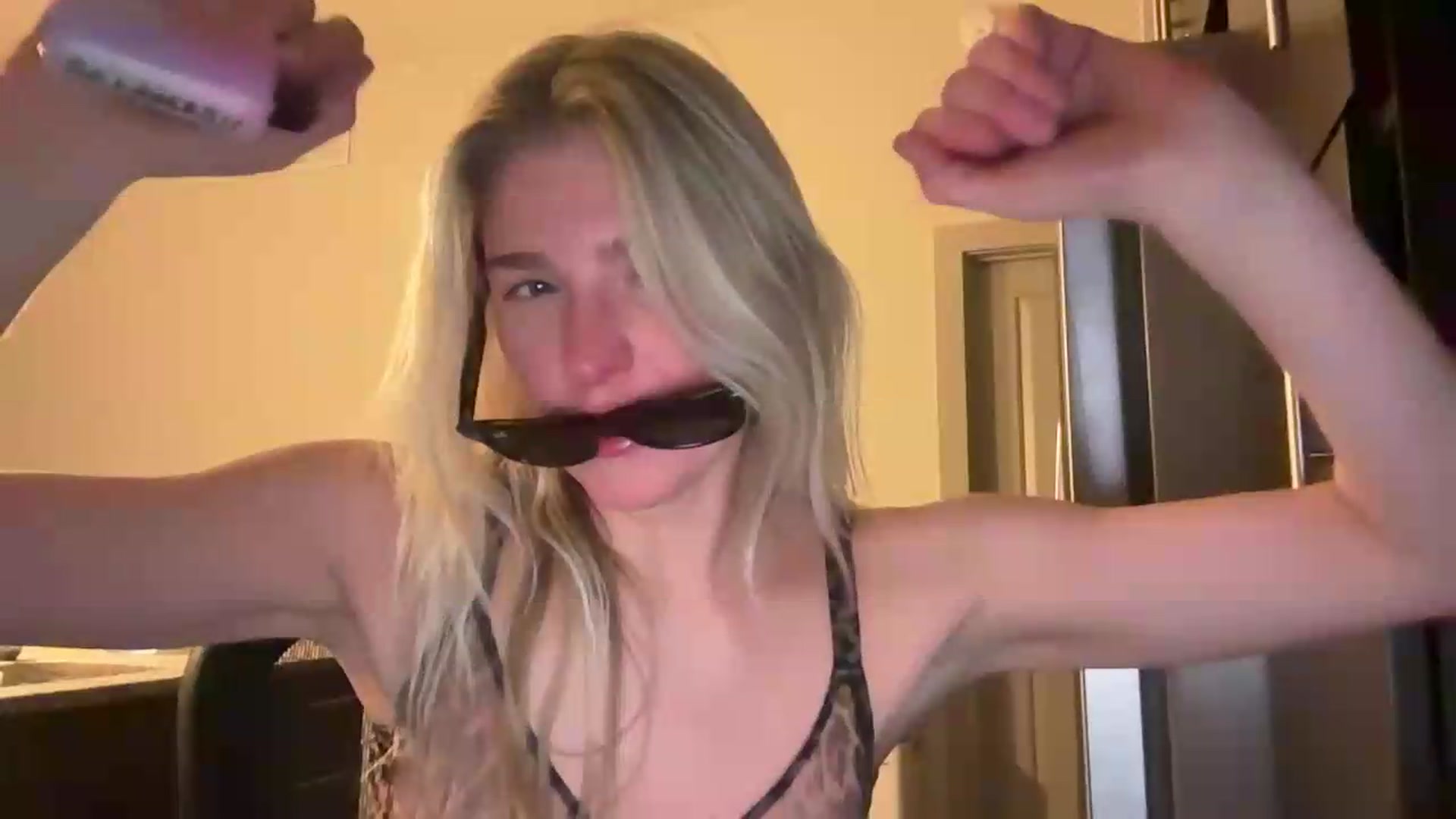 Gallery image thumbnail from Partygirl1's myfreecams stream on, 06/08/2026, 09:55 image 6 of 20