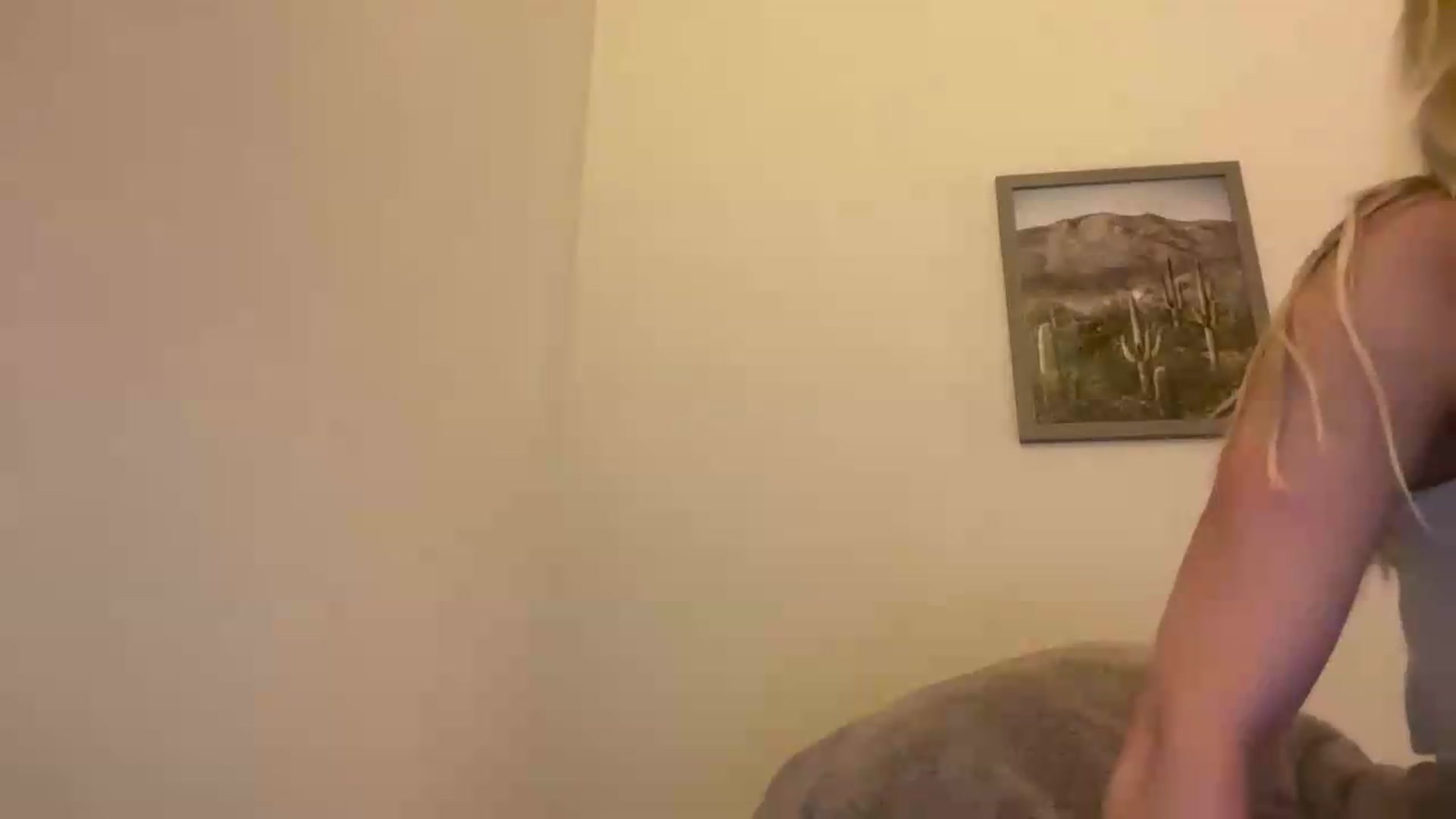 Gallery image thumbnail from Partygirl1's myfreecams stream on, 06/08/2026, 11:57 image 17 of 20