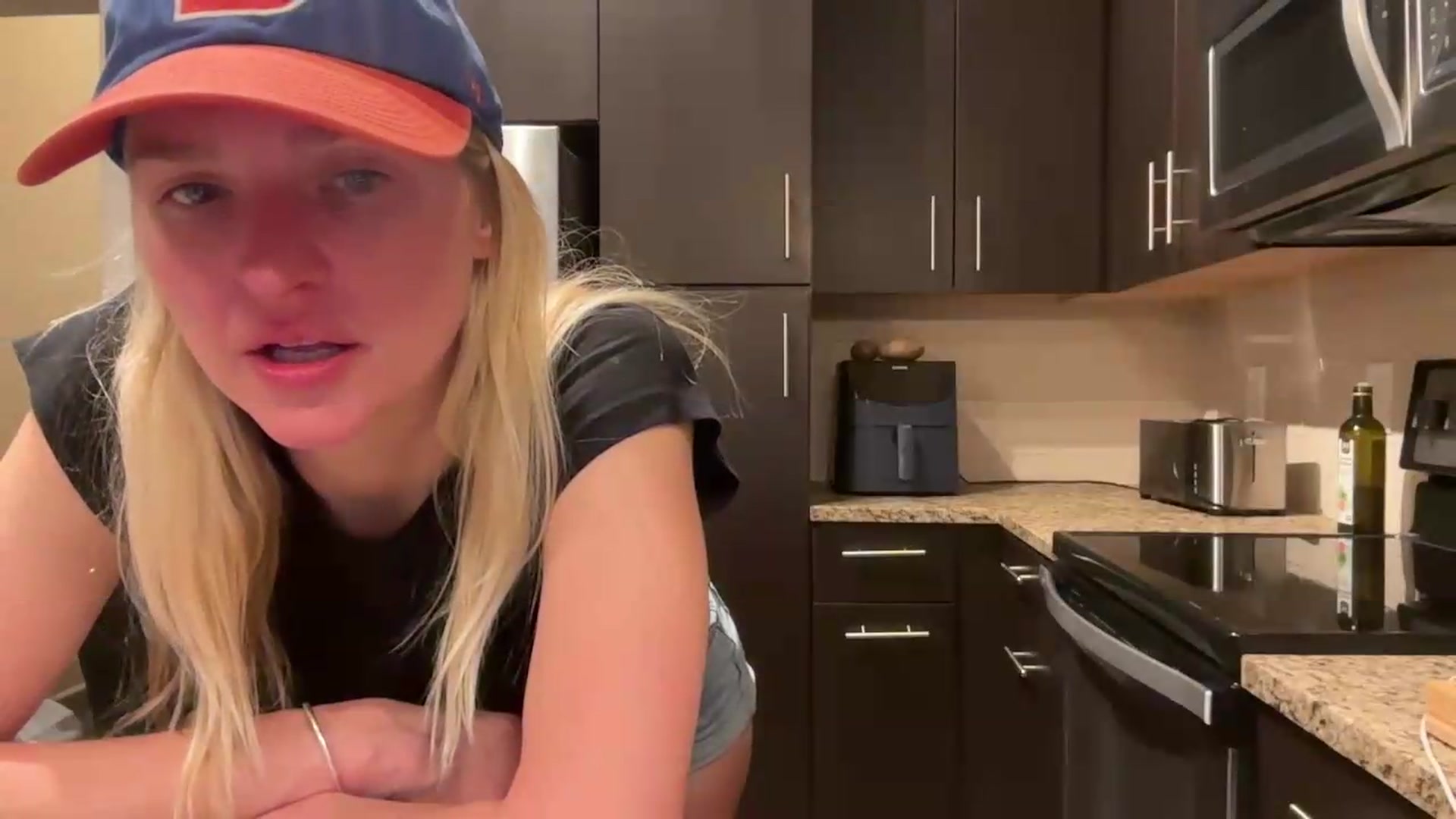 Gallery image thumbnail from Partygirl1's myfreecams stream on, 06/10/2026, 12:20 image 17 of 20
