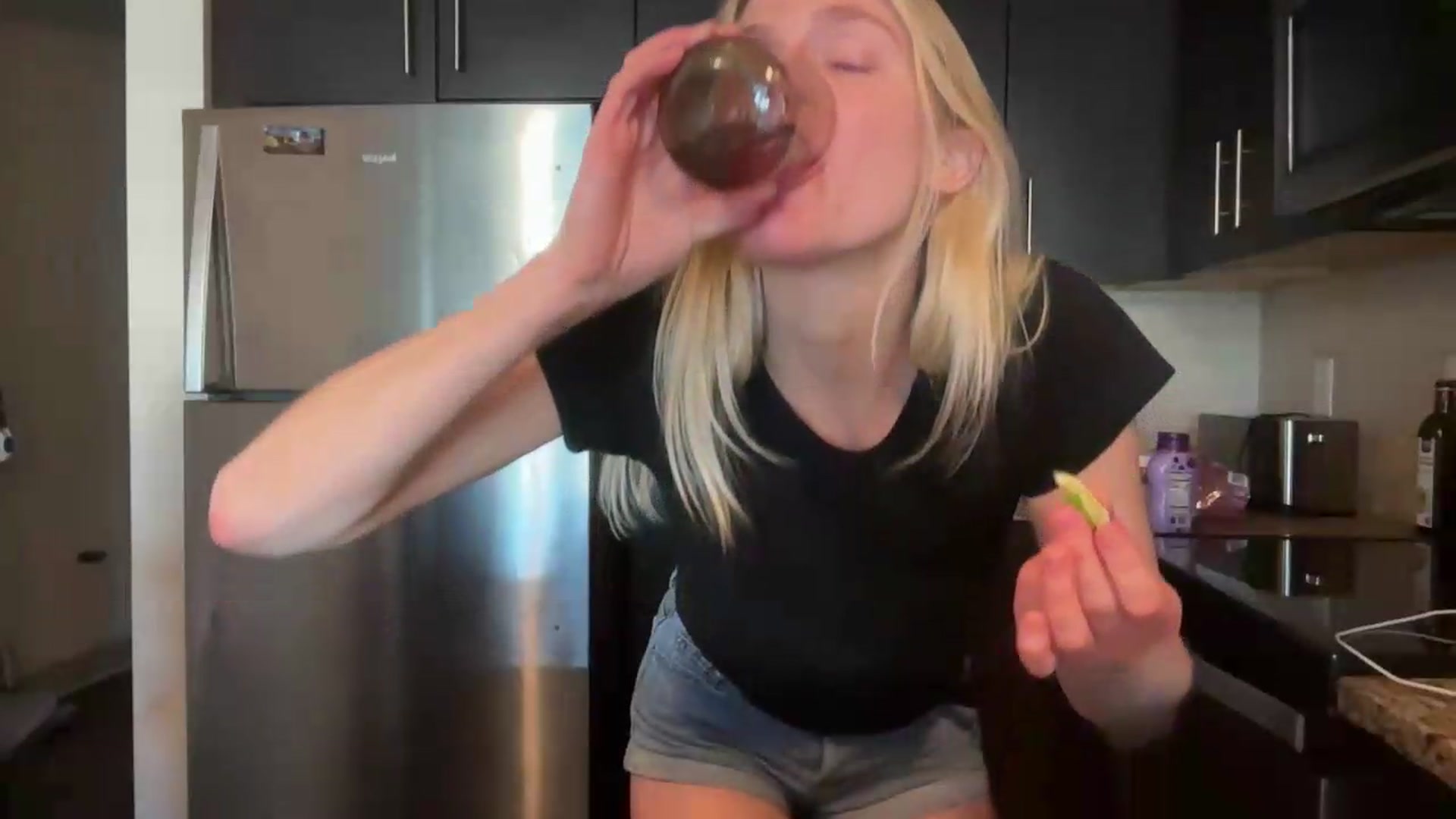 Gallery image thumbnail from Partygirl1's myfreecams stream on, 06/10/2026, 13:38 image 17 of 20