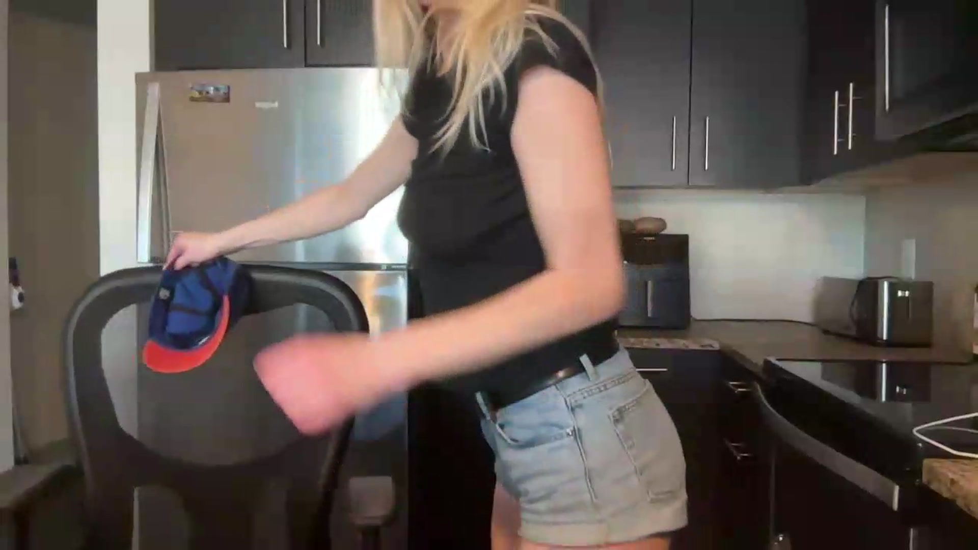 Gallery image thumbnail from Partygirl1's myfreecams stream on, 06/10/2026, 13:38 image 7 of 20