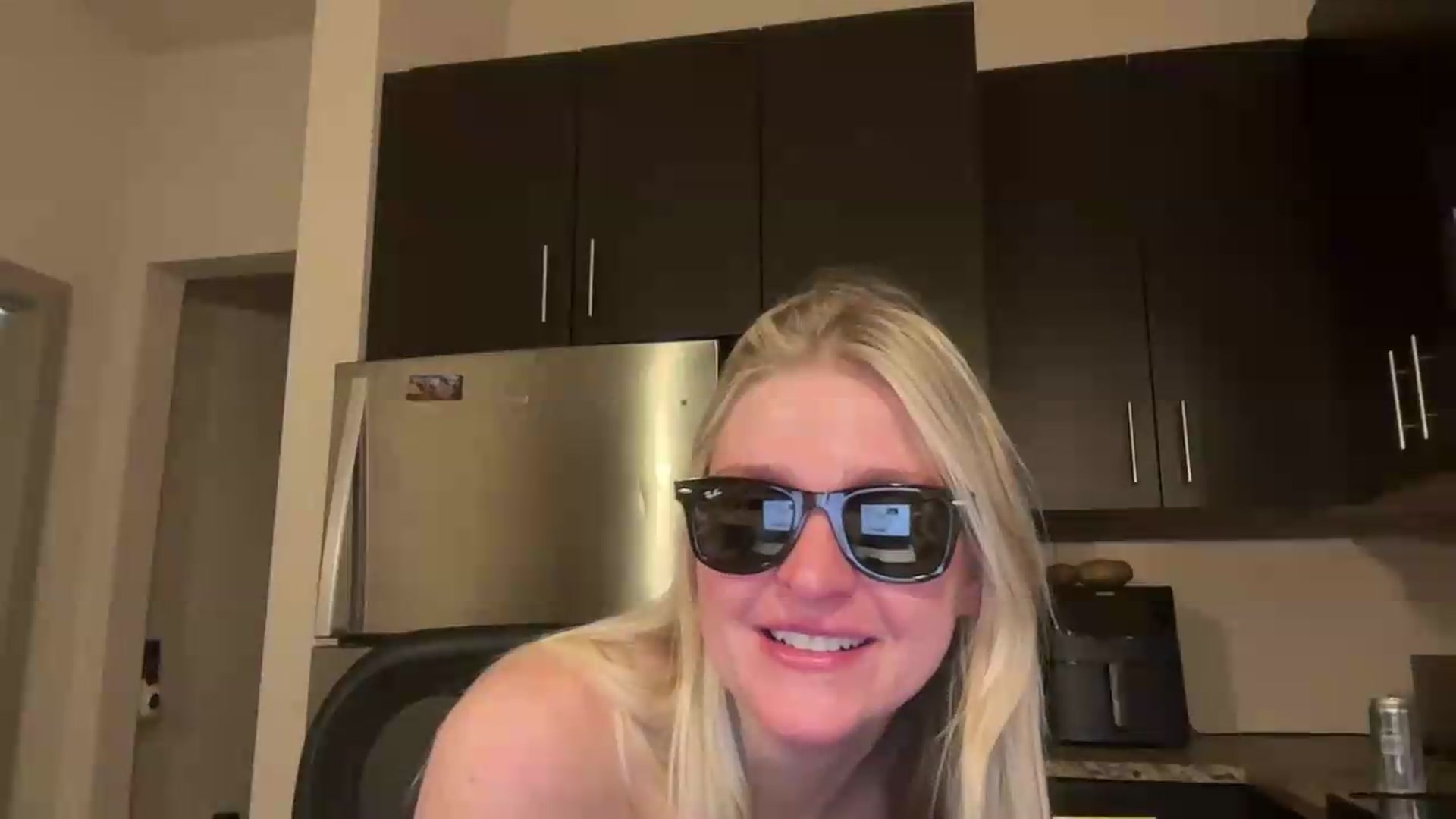 Gallery image thumbnail from Partygirl1's myfreecams stream on, 06/11/2026, 10:02 image 18 of 20