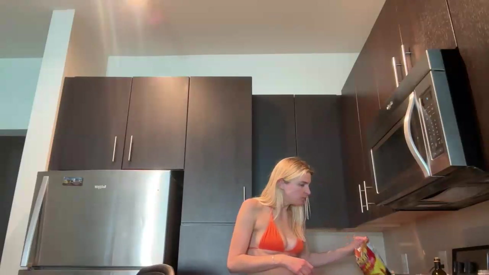 Gallery image thumbnail from Partygirl1's myfreecams stream on, 06/11/2026, 17:08 image 14 of 20