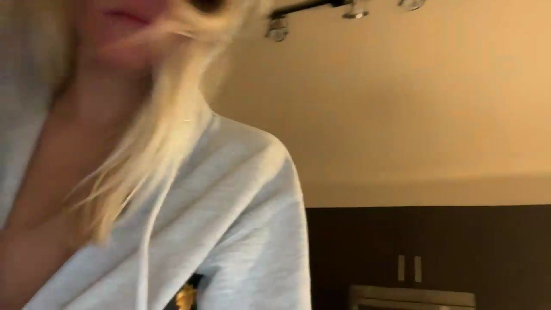 Gallery image thumbnail from Partygirl1's myfreecams stream on, 06/12/2026, 12:44 image 19 of 20