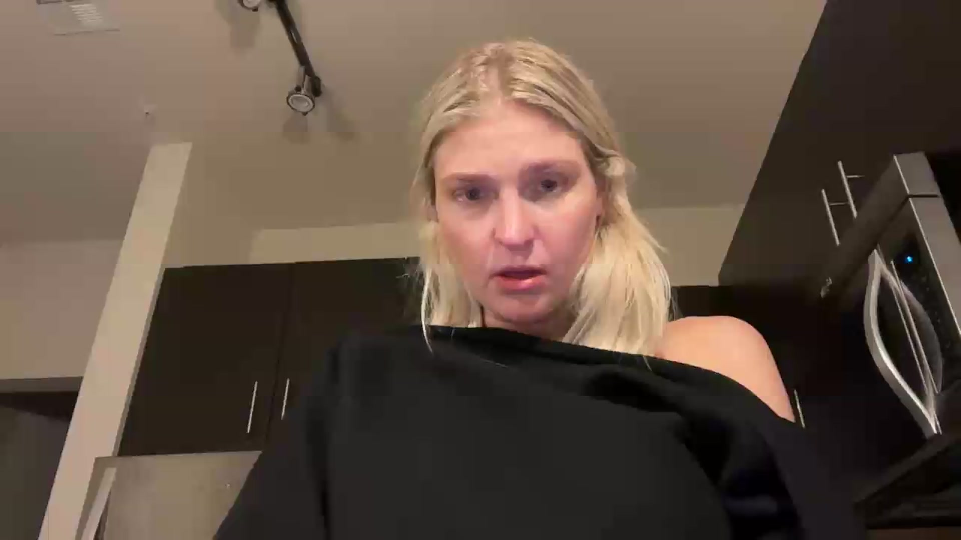 Gallery image thumbnail from Partygirl1's myfreecams stream on, 06/13/2026, 12:12 image 1 of 20