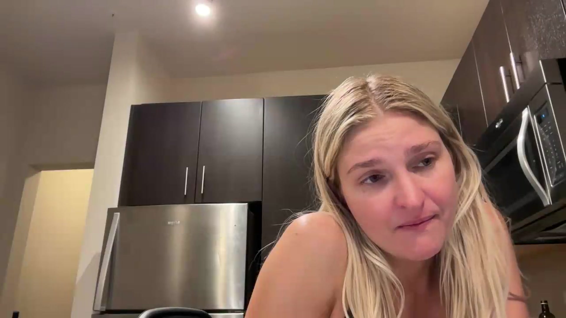 Gallery image thumbnail from Partygirl1's myfreecams stream on, 06/14/2026, 11:12 image 9 of 20