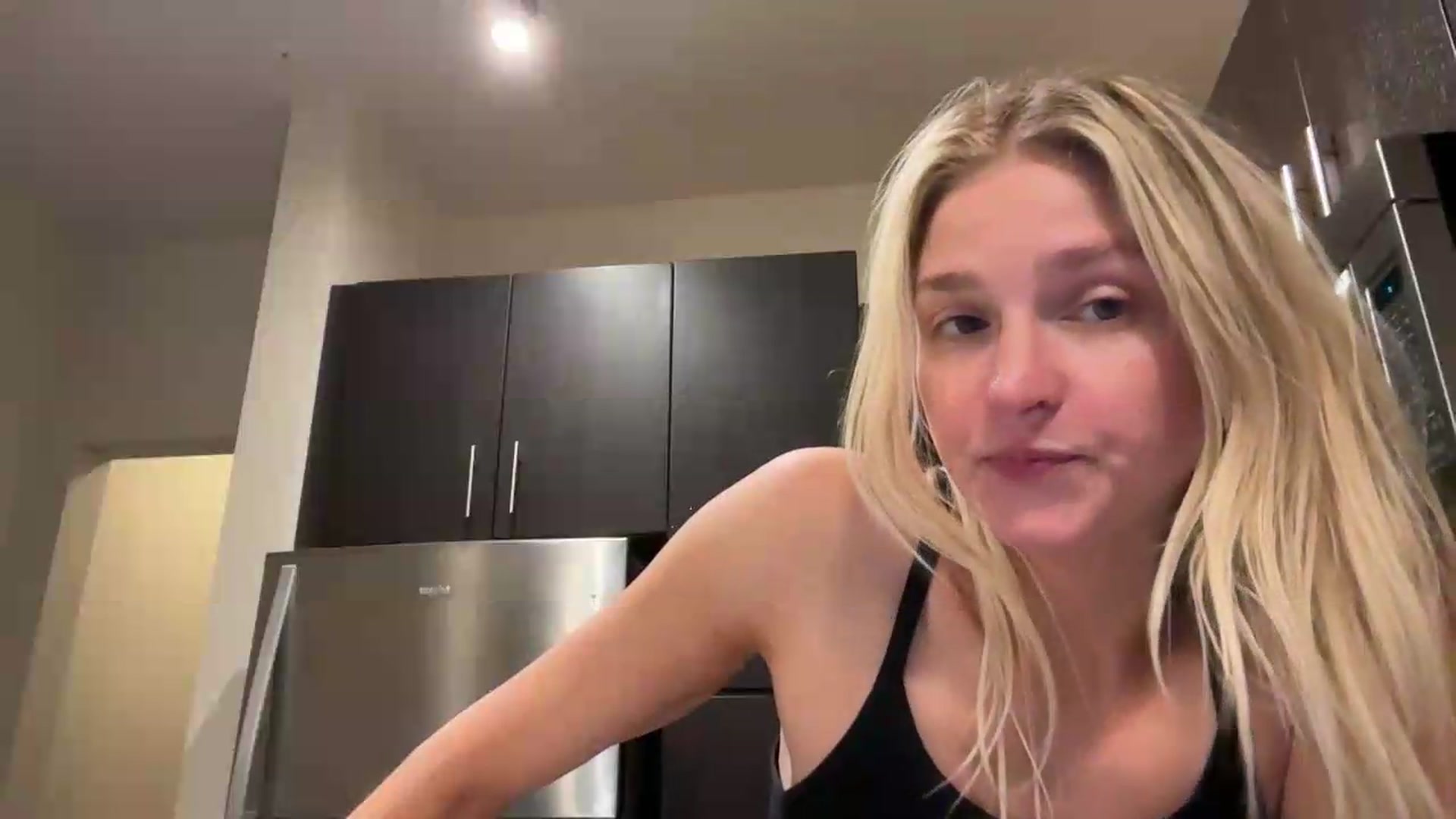 Gallery image thumbnail from Partygirl1's myfreecams stream on, 06/14/2026, 11:12 image 3 of 20