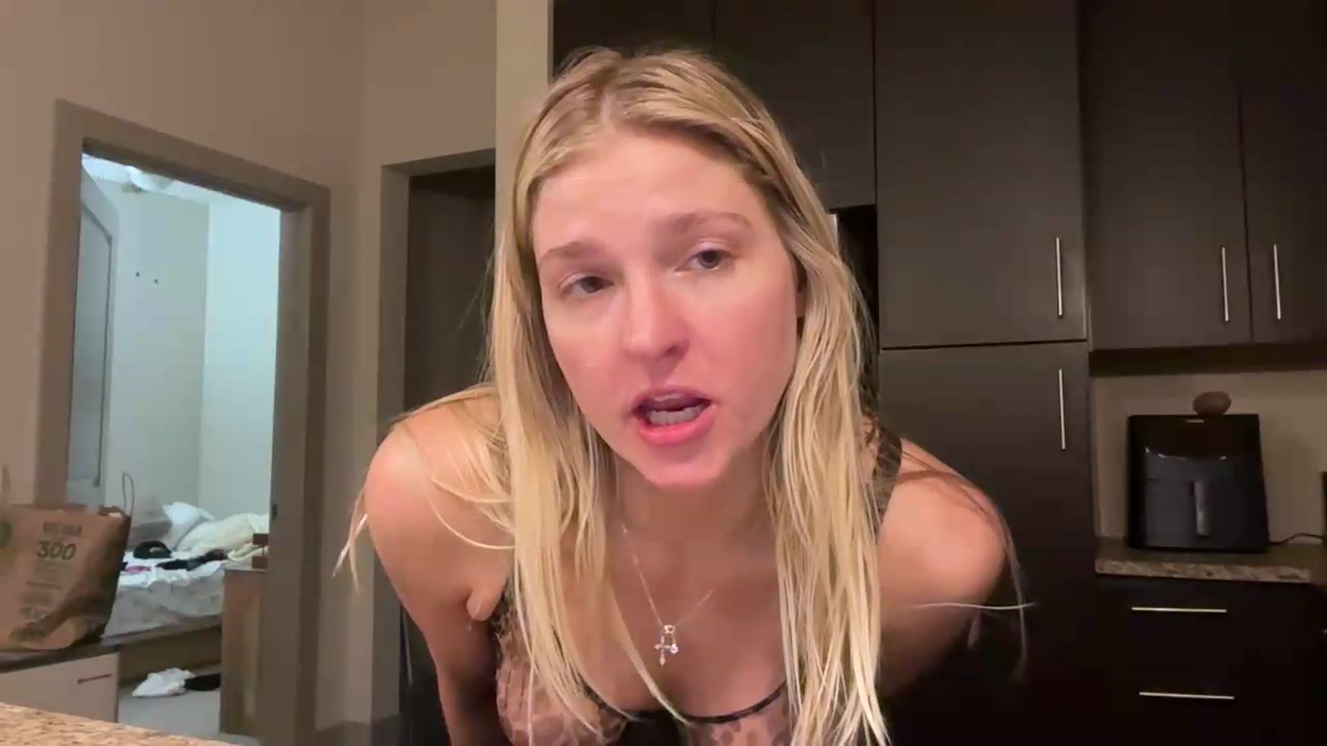 Gallery image thumbnail from Partygirl1's myfreecams stream on, 06/15/2026, 11:27 image 13 of 20